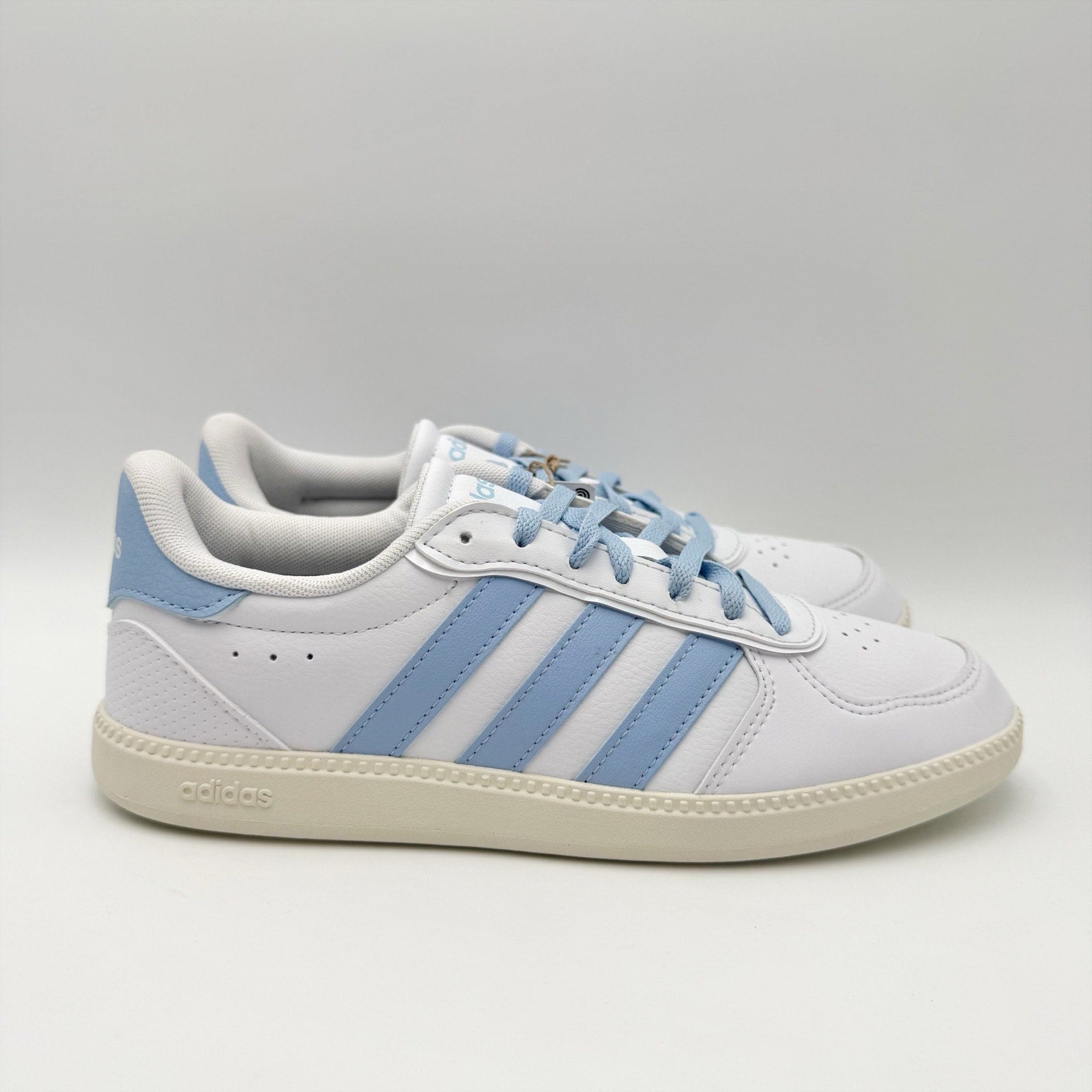 Adidas Womens Breaknet Sleek Casual Sneaker Size 6.5 White Blue NWT