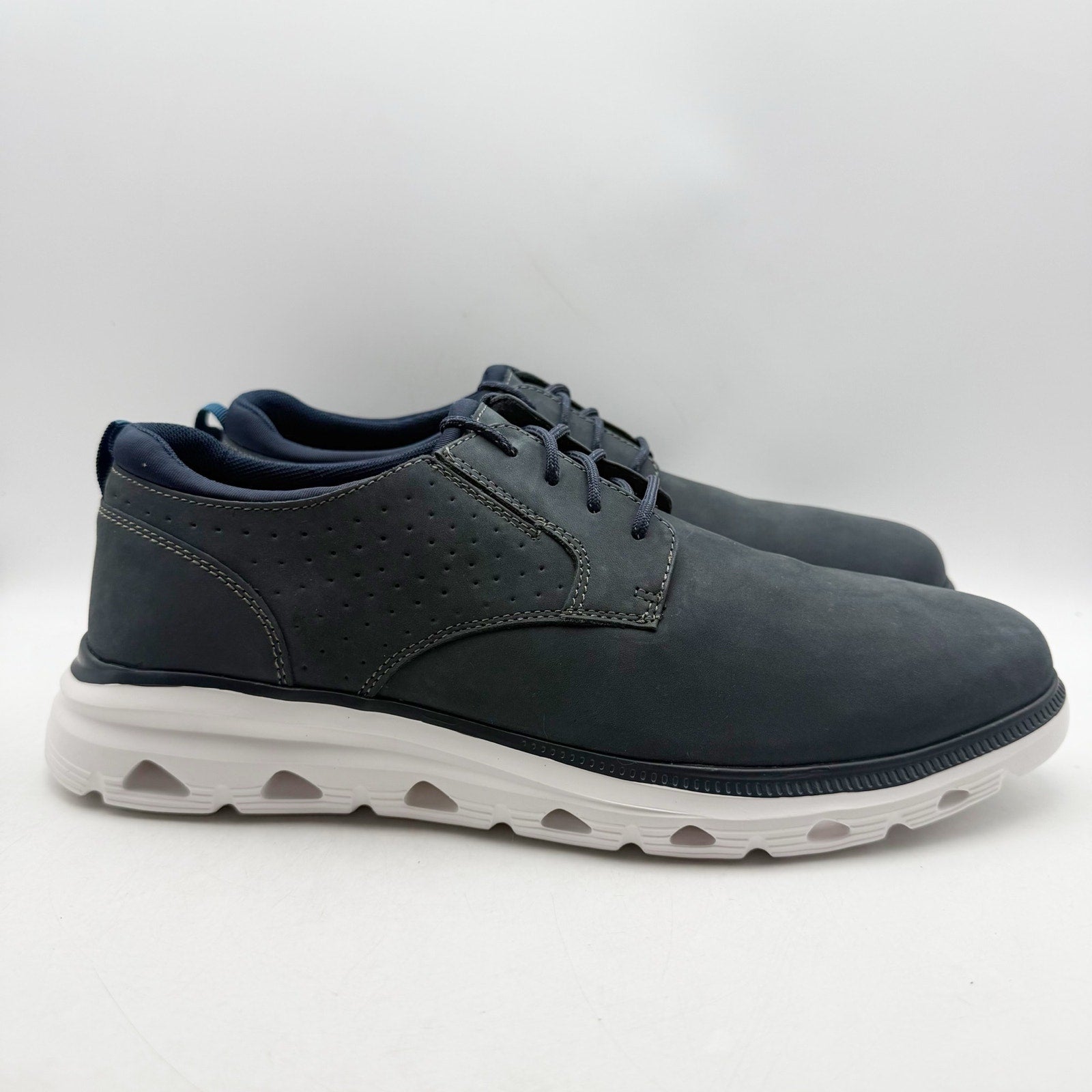 Johnston & Murphy Mens Jenkins Plain Toe Sneaker US 12 M Navy Nubuck Leather NIB