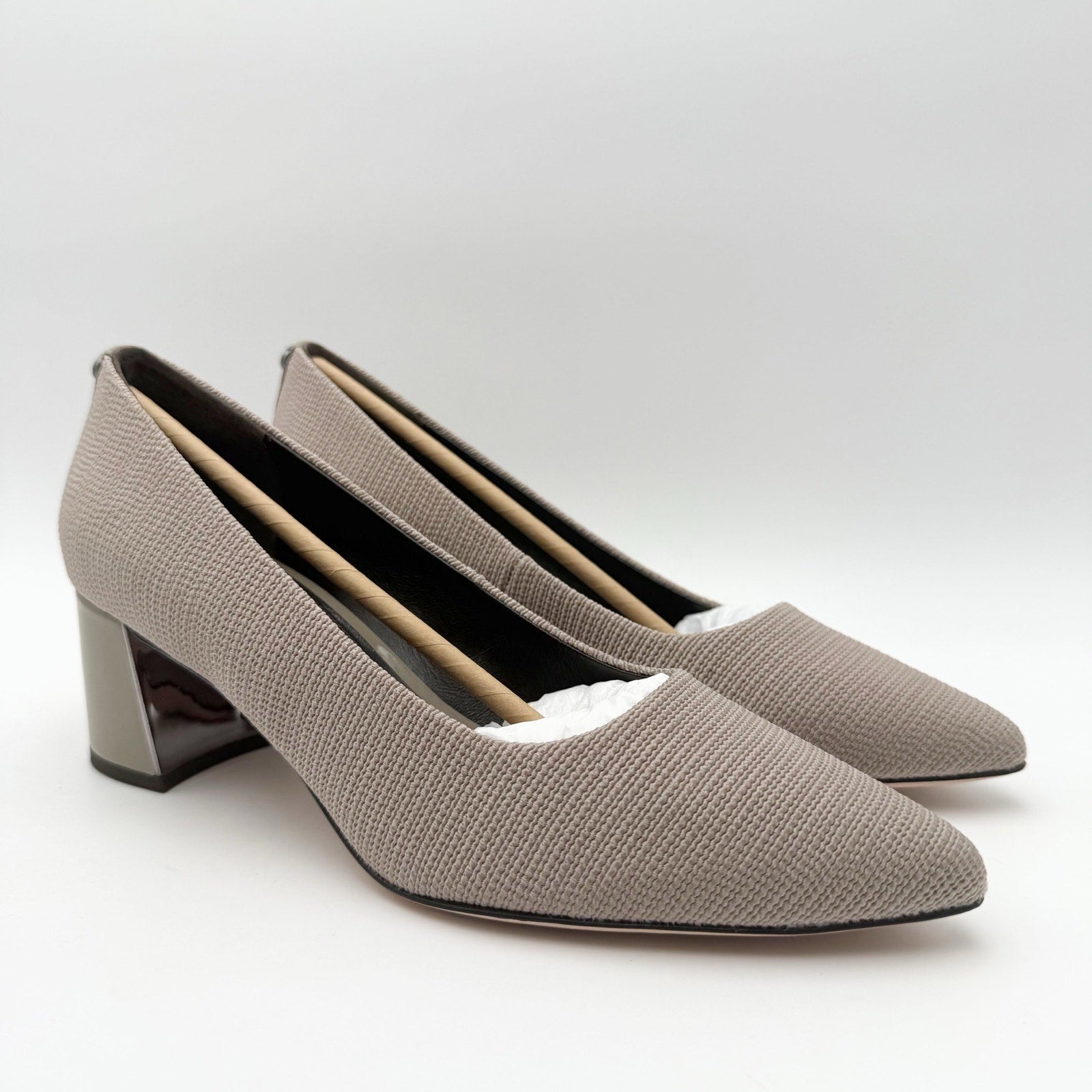Donald Pliner Womens Suzette Heels Size 7.5 M Taupe Stretch Knit Pumps NIB