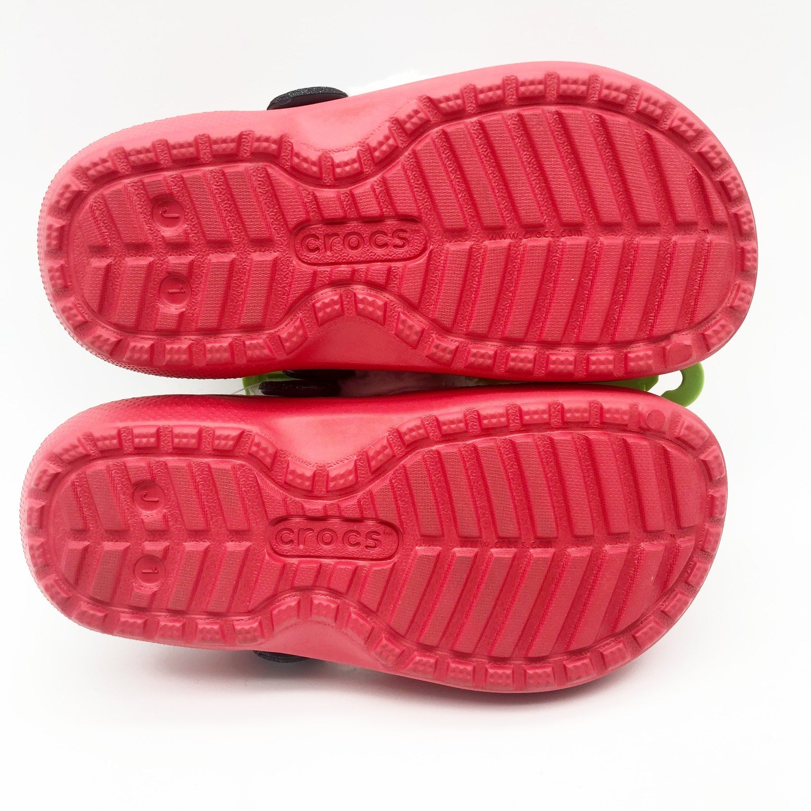 Crocs Santa Classic Clogs Unisex Kids J 1 Festive Red White Black NWT