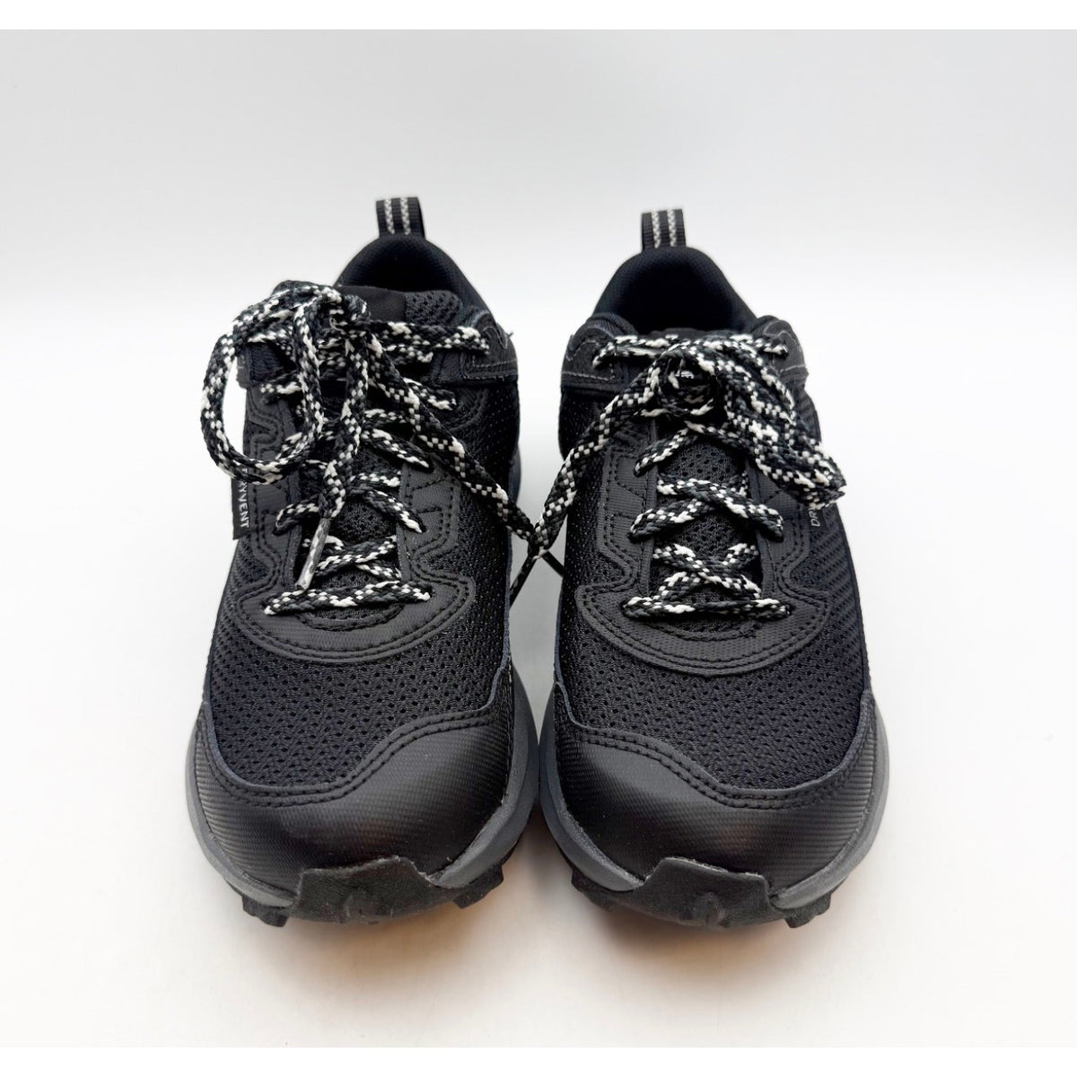 THE NORTH FACE Kids Fastpack Hiker Shoes Youth 2 EU 33.5 Black Waterproof NWOB