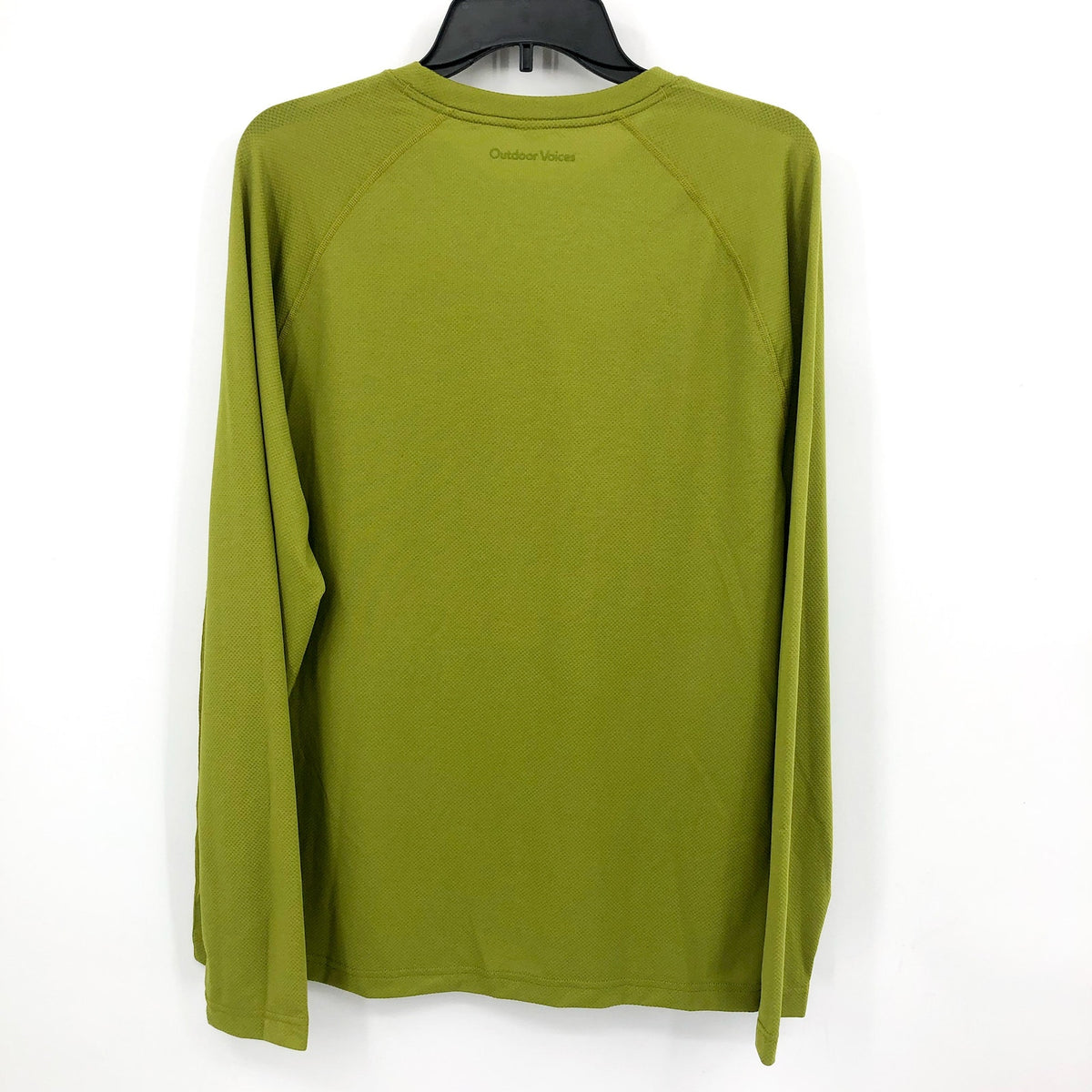 OUTDOOR VOICES Men's FastTrack Longsleeve Tshirt Medium Mossy Green Crewneck NWT