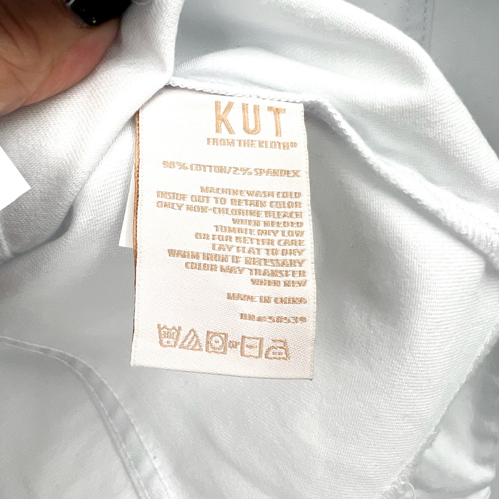 KUT FROM THE KLOTH Kara Frayed Denim Trucker Jacket Small Optic White NWOT