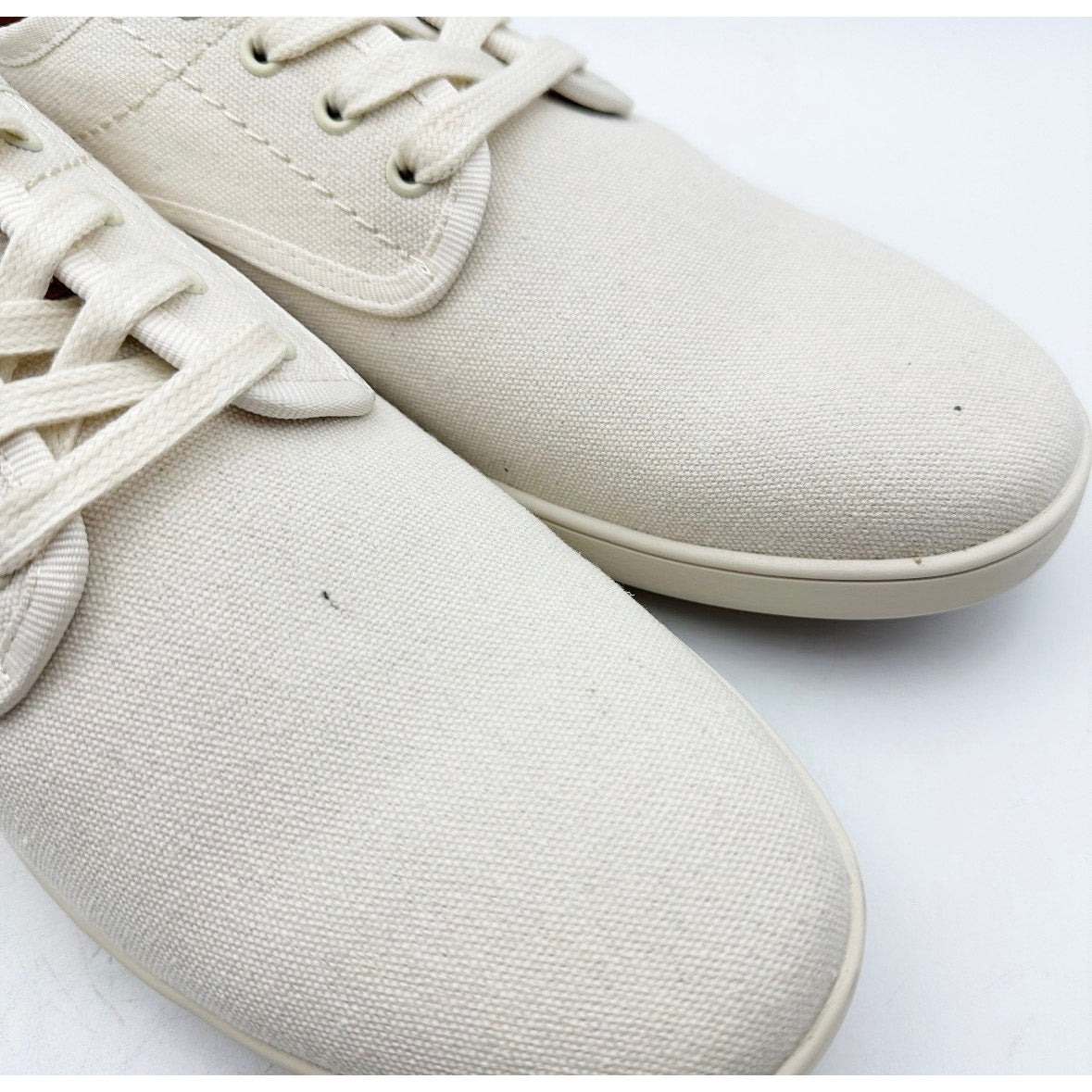 STEVE MADDEN Mens Fenta Casual Sneakers Size 9.5 M Cream White Fabric NIB
