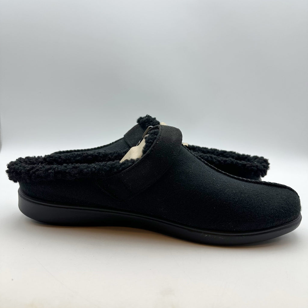 Bzees Womens Eternity Mules Size 10 M EU 41 Black Slip On Fleece Faux Fur NIB