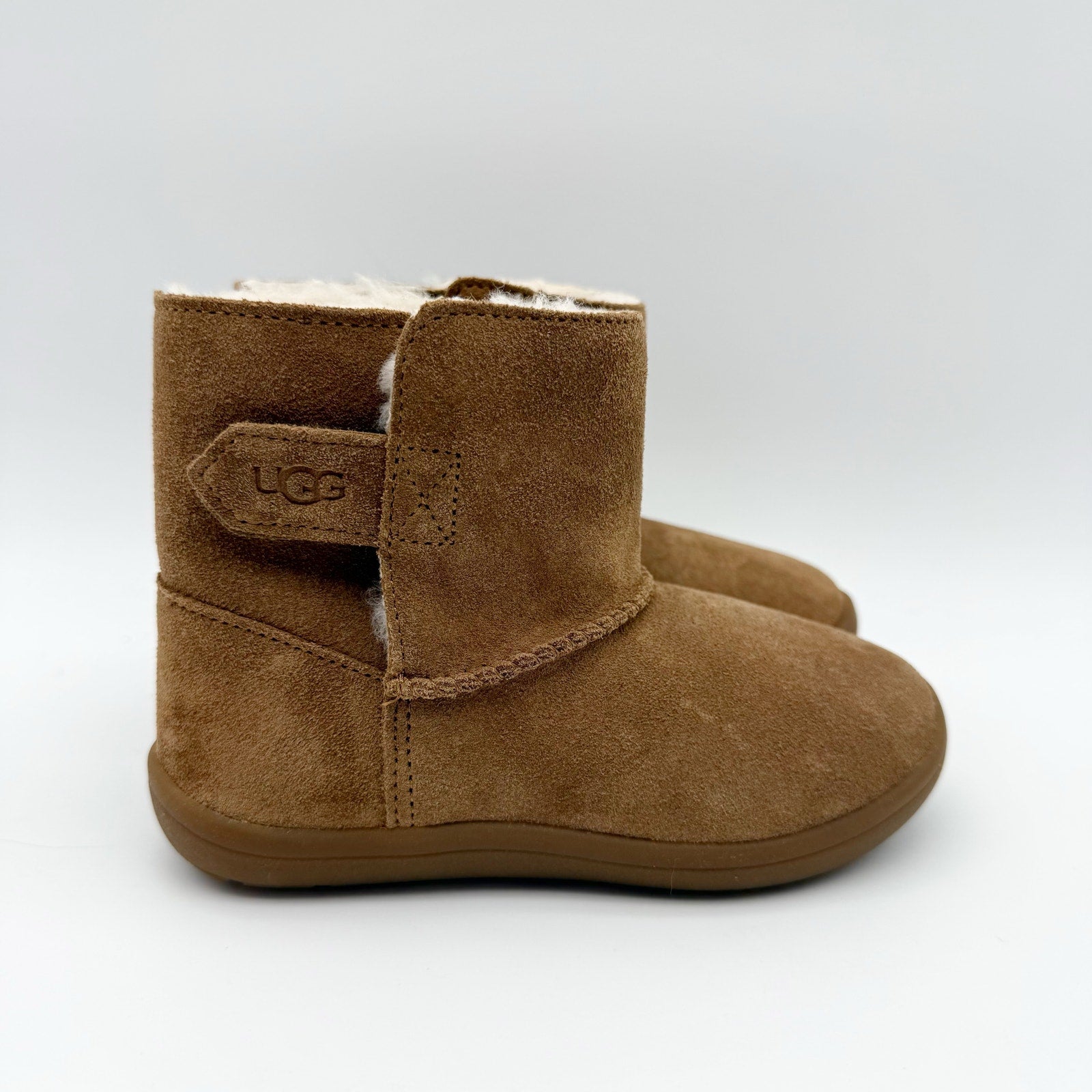 UGG Kids Keelan II Boots US 10 EU 27.5 Chestnut Brown Suede NIB