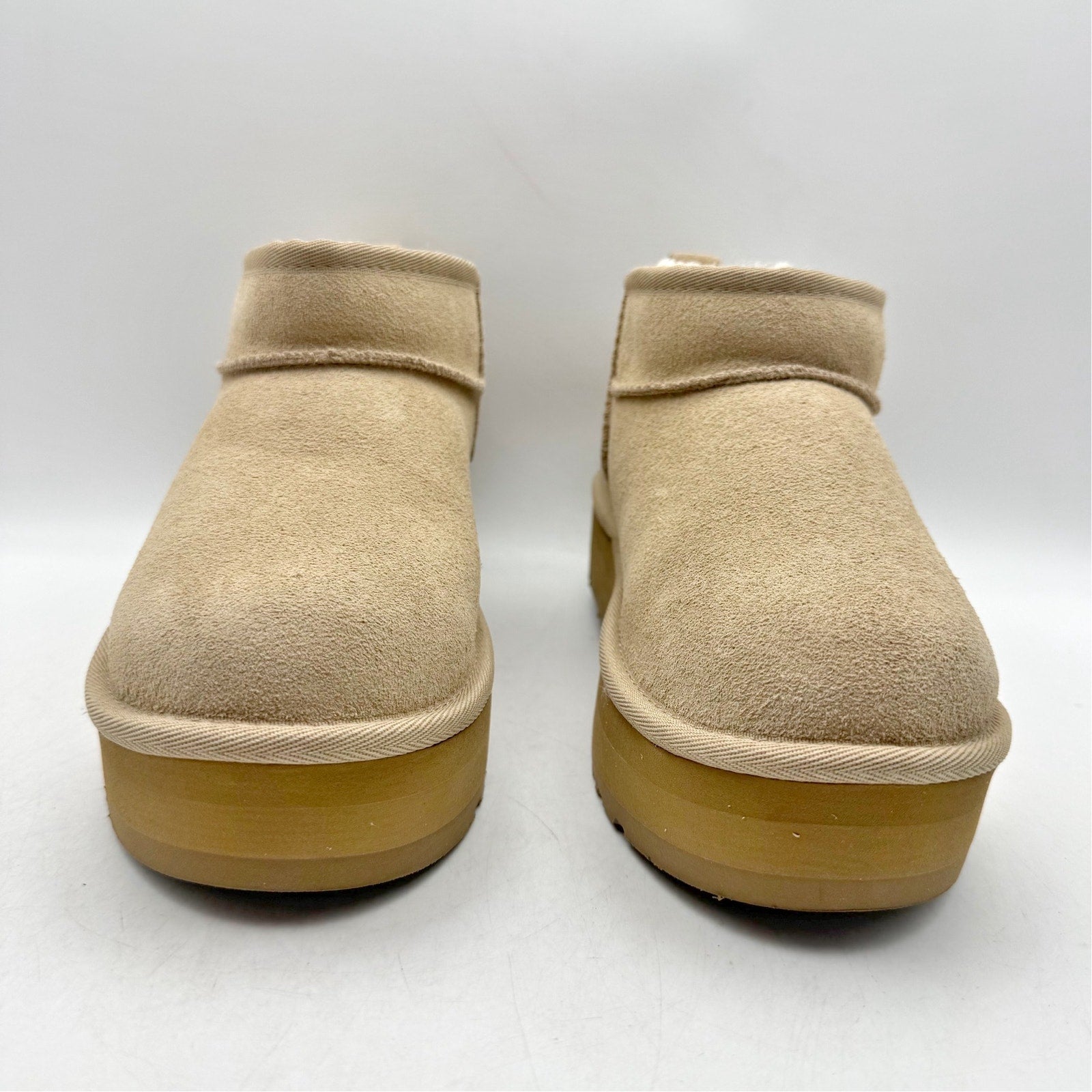 UGG Women Classic Ultra Mini Platform Boot US 5 Sand Suede Fur Plush Lining NWOB