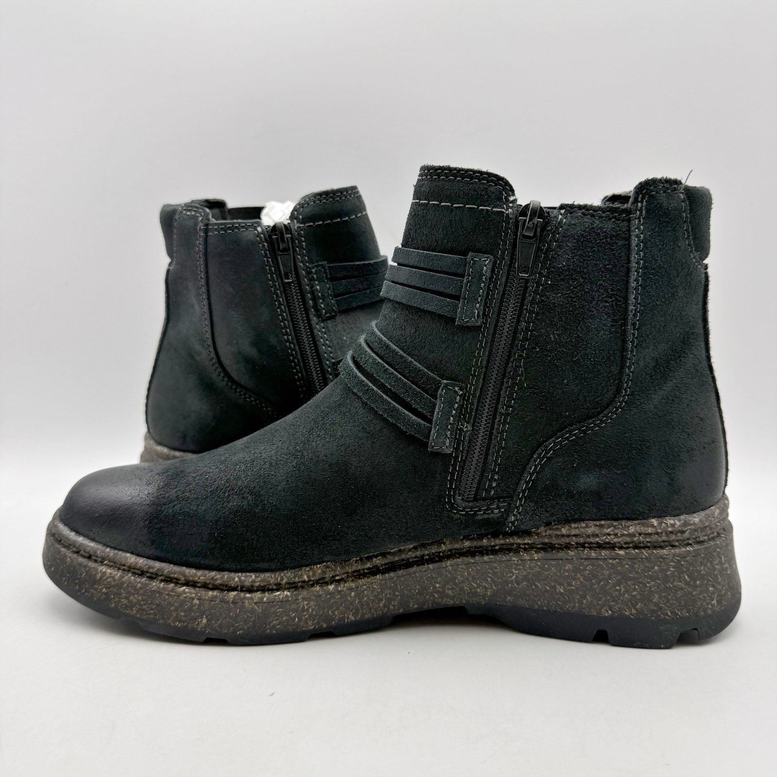 Clarks Womens Noralyn Ankle Boots US 8.5 Wide EU 39.5 Black Suede NIB