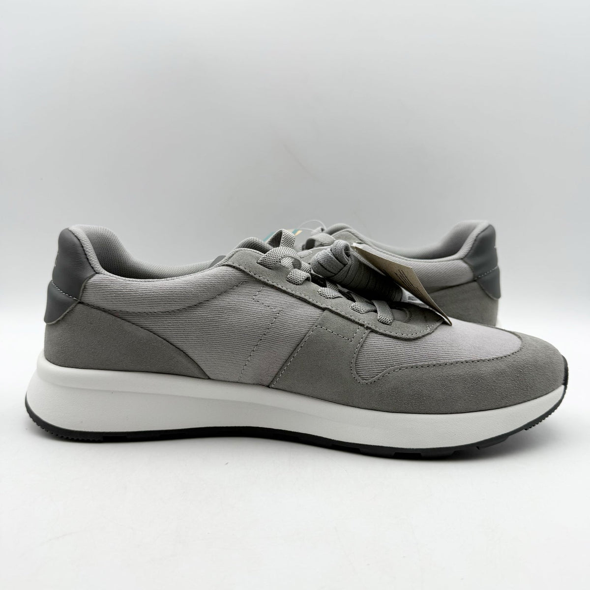 Toms Mens Travel Lite Retro Casual Sneakers Size 11 EU 44 Grey Suede NIB