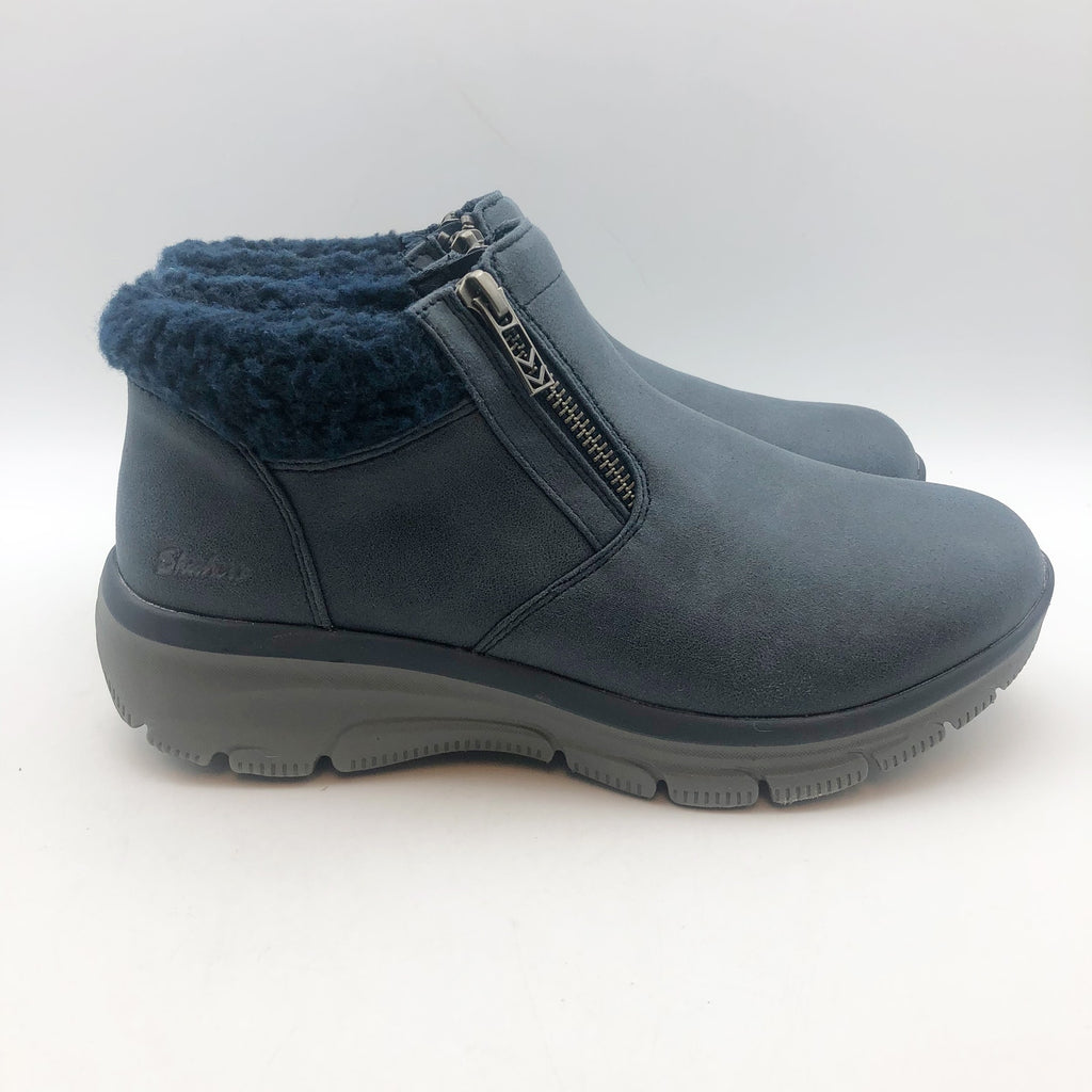 Skechers Women Easy Going Ankle Boots US 9 Navy Blue Water Repellent Lined NIB
