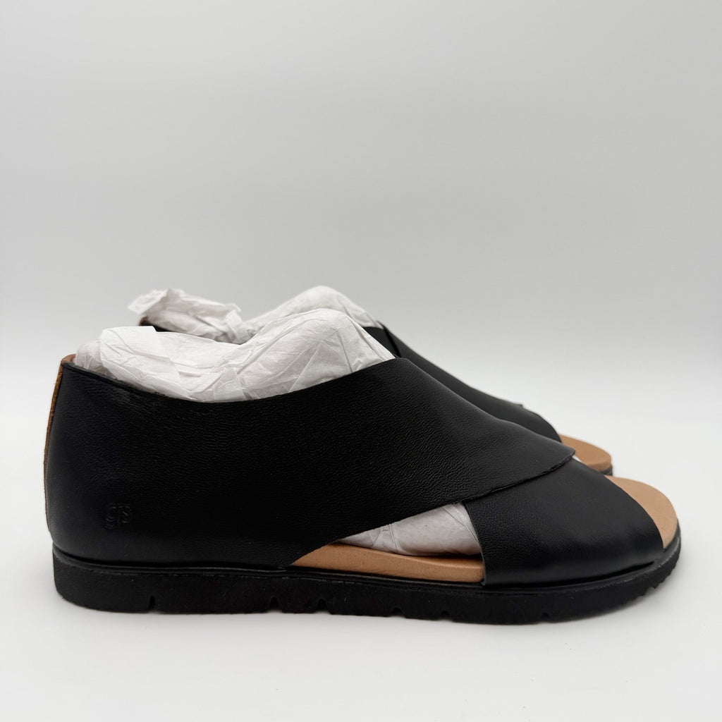 Gentle Souls Kenneth Cole Womens Leslie Sandals Size 8.5 Black Leather NIB