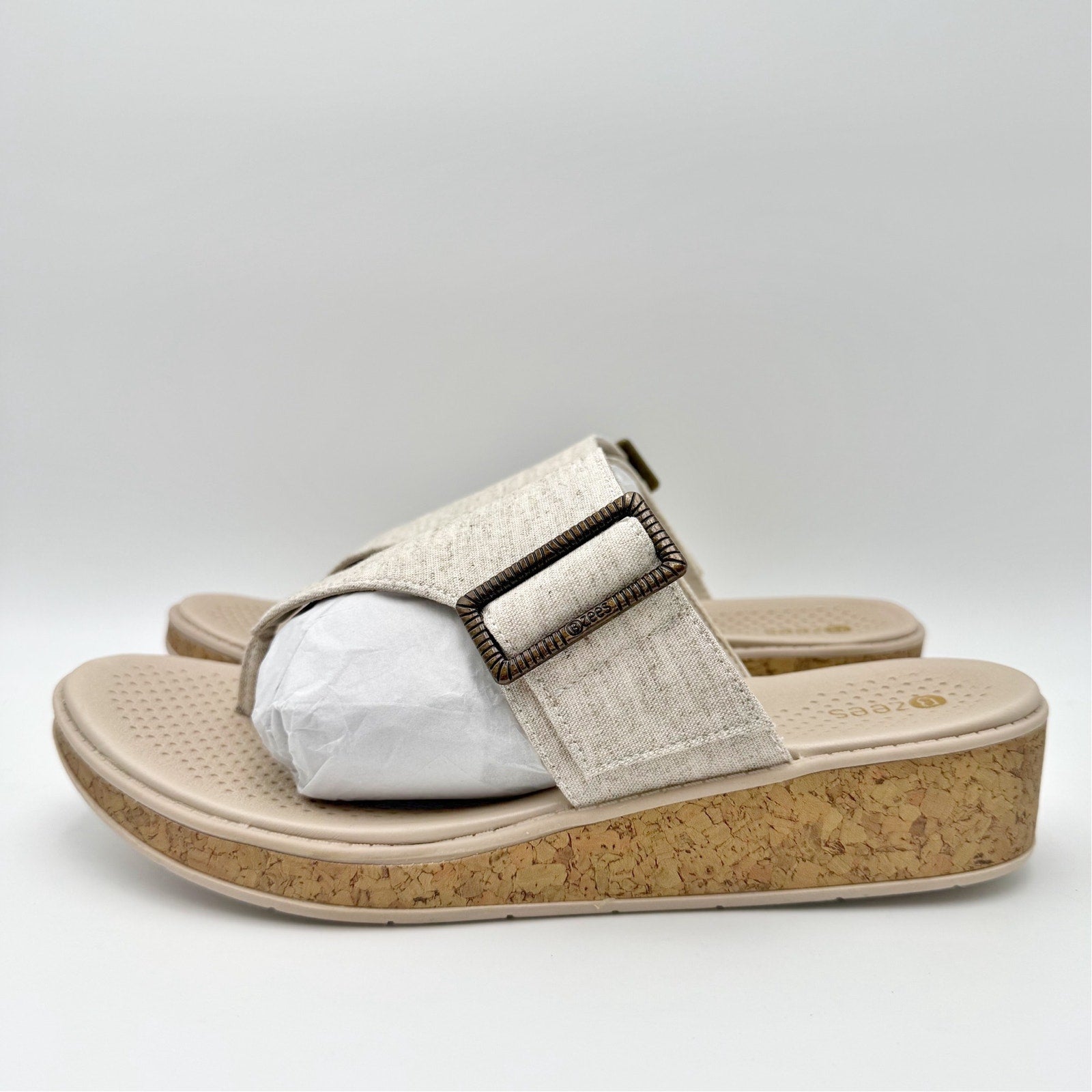 Bzees Womens Bay Wedge Sandals US 10 M EU 41 Beige Tan NIB