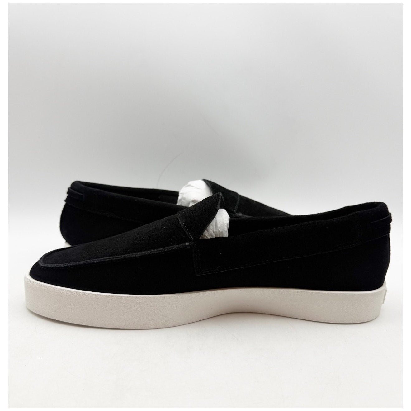Saint Morta Men's Hemisphere Slip On Loafers Size 8 Black White Suede NIB