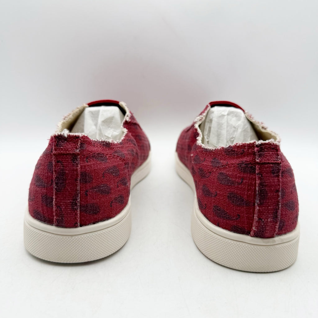 Spenco Womens Santa Maria Batik Sneakers Size 8 Red Canvas Casual Slip On NIB