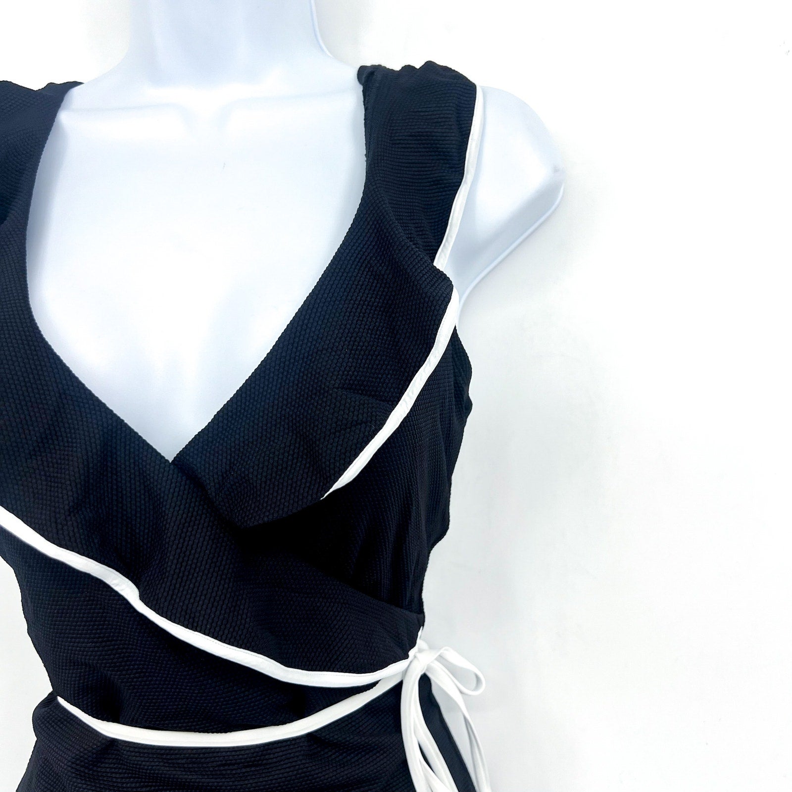 TOMMY BAHAMA Island Cays Cabana Wrap-Front One-Piece Swimsuit 14 Black NWT