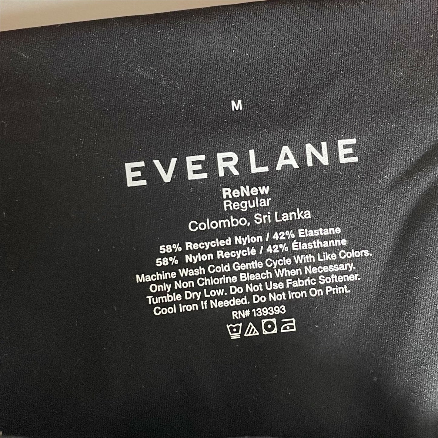 Everlane Womens ReNew Performance Leggings Medium Black NWT