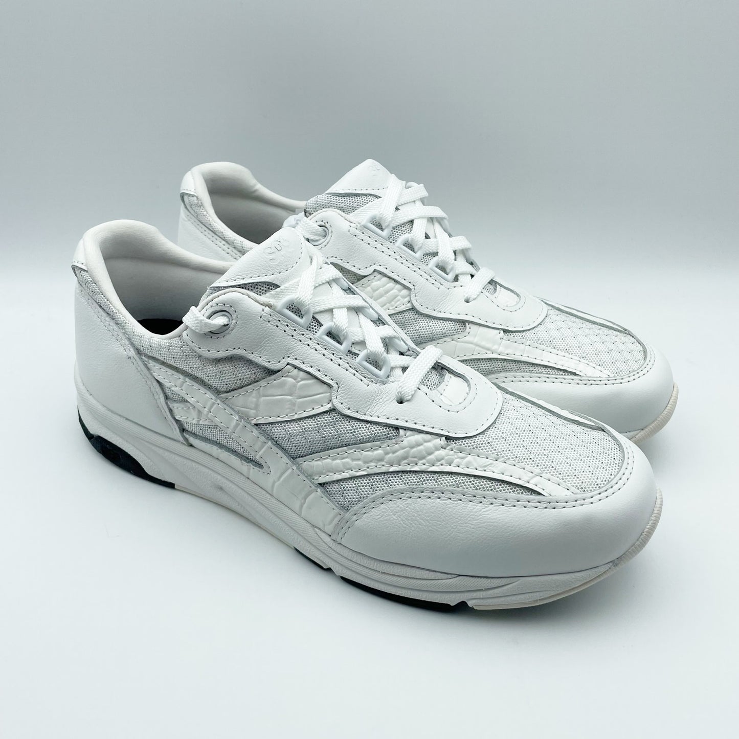 SAS Women's Tour Mesh Comfort Walking Sneaker US 9 N EU 39-40 White