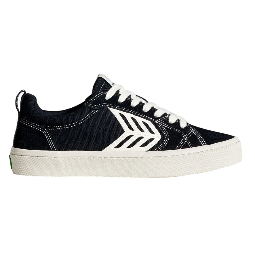 CARIUMA Catiba Pro Low Sneakers MENS 8 WOMENS 9.5 EU 40.5 Black White Canvas NIB