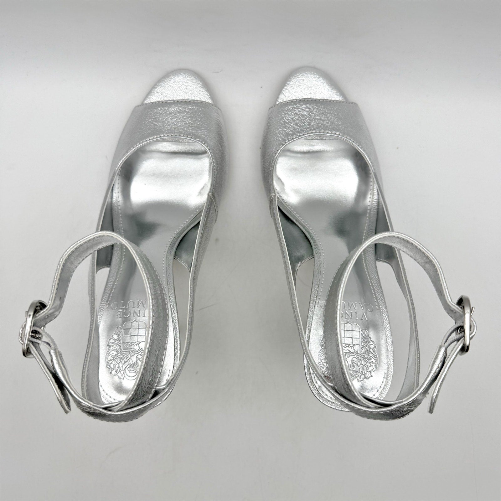 Vince Camuto Womens Pavles Ankle Strap Heeled Sandals Size 6 Silver Leather NIB
