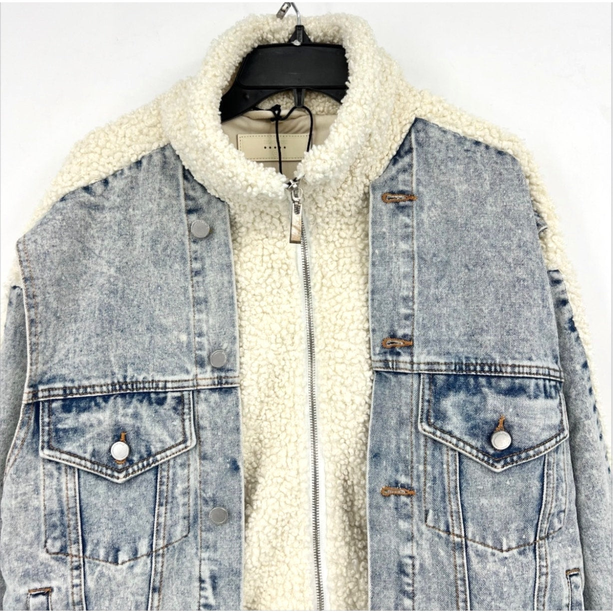 BLANKNYC Womens Denim & Faux Shearling Trucker Jacket XS Cream Blue Bear Hug NWT