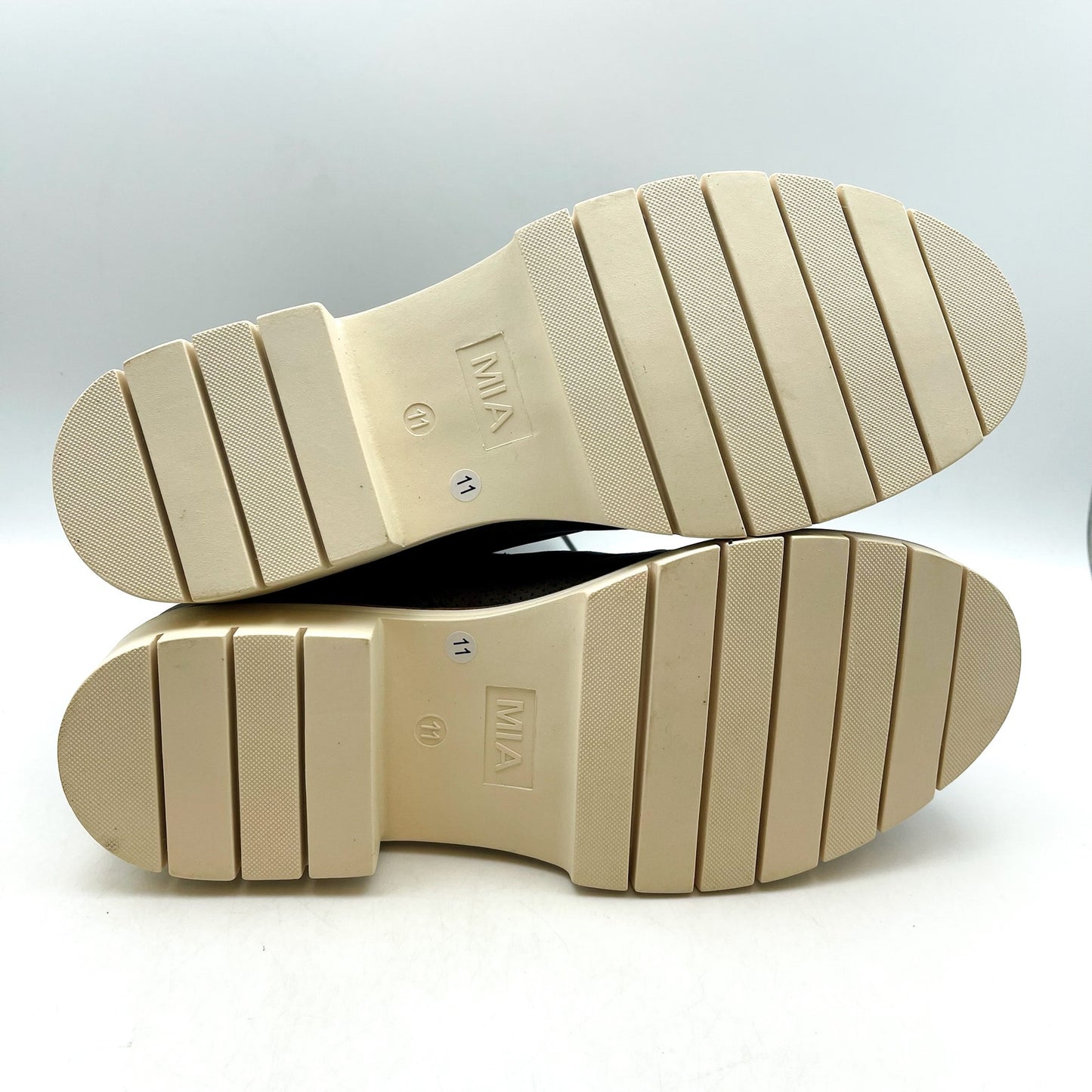 MIA Womens Havenn Kashton Lace Up Combat Boots US 11 M Olive Vegan Suede NWOB