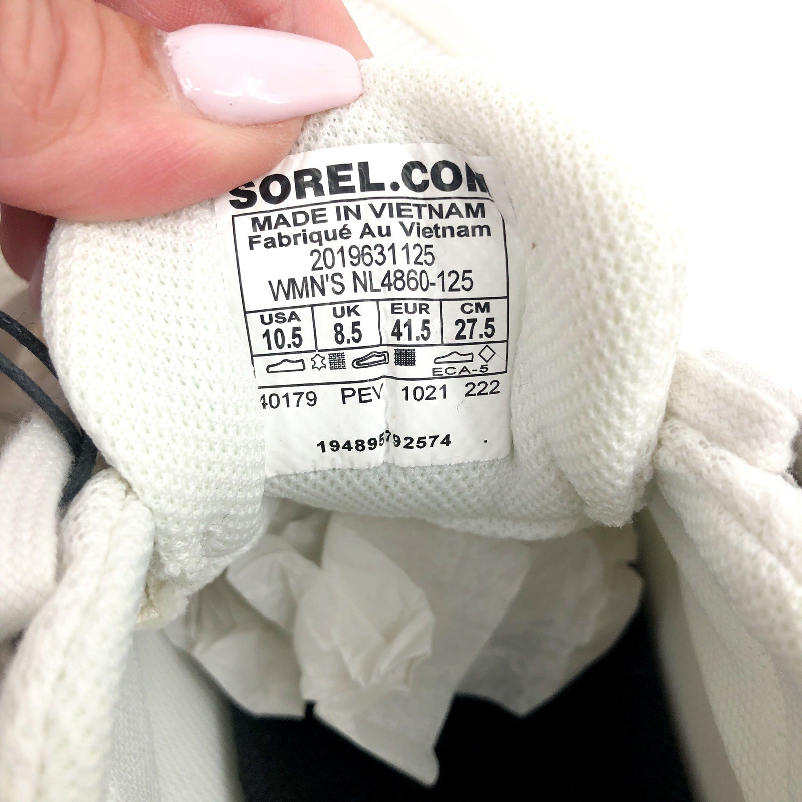 SOREL Women's Out N About III Low Sneaker 10.5 White Waterproof NWOB