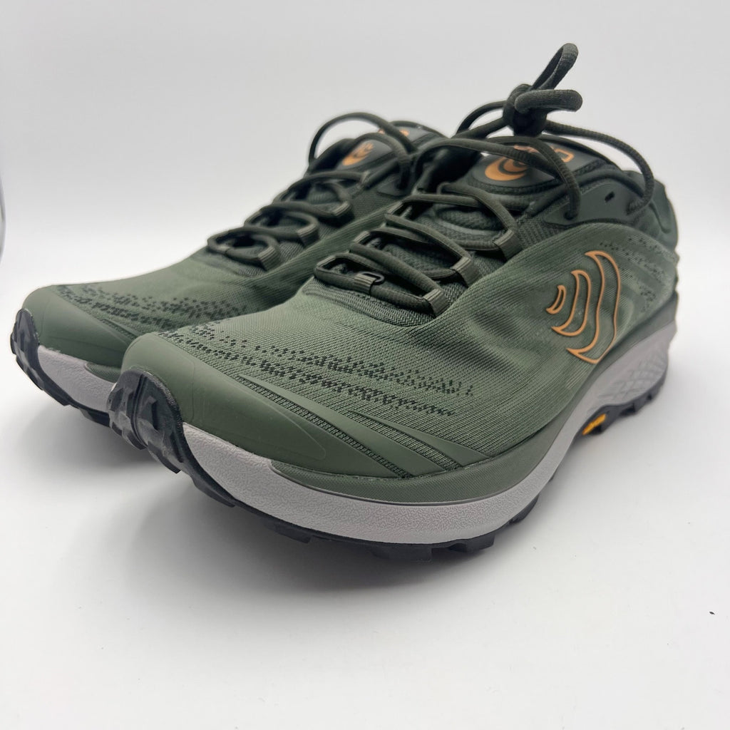 Topo Athletic Mens Pursuit 2 Trail Athletic Shoes Size 10 Green Running NIB
