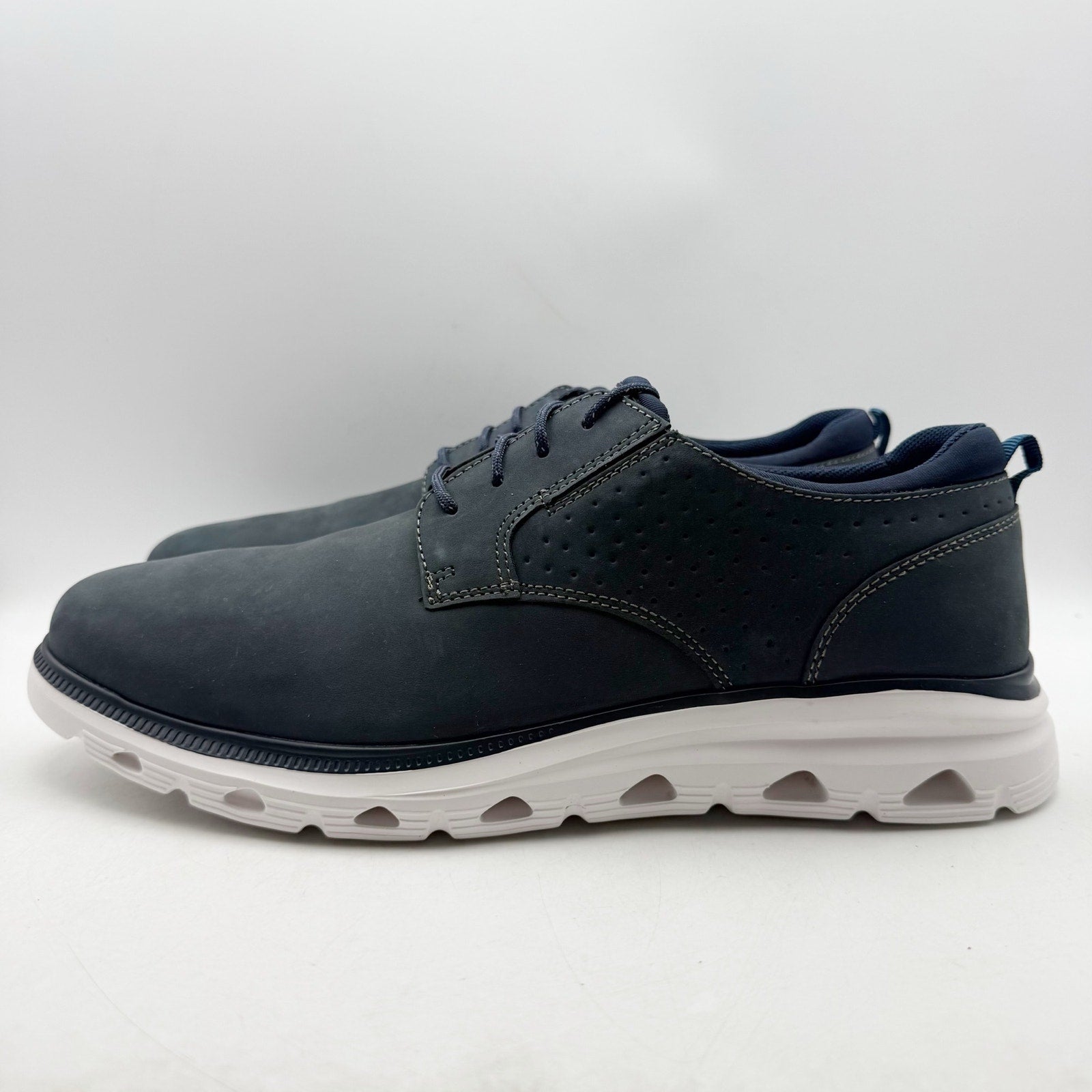 Johnston & Murphy Mens Jenkins Plain Toe Sneaker US 12 M Navy Nubuck Leather NIB