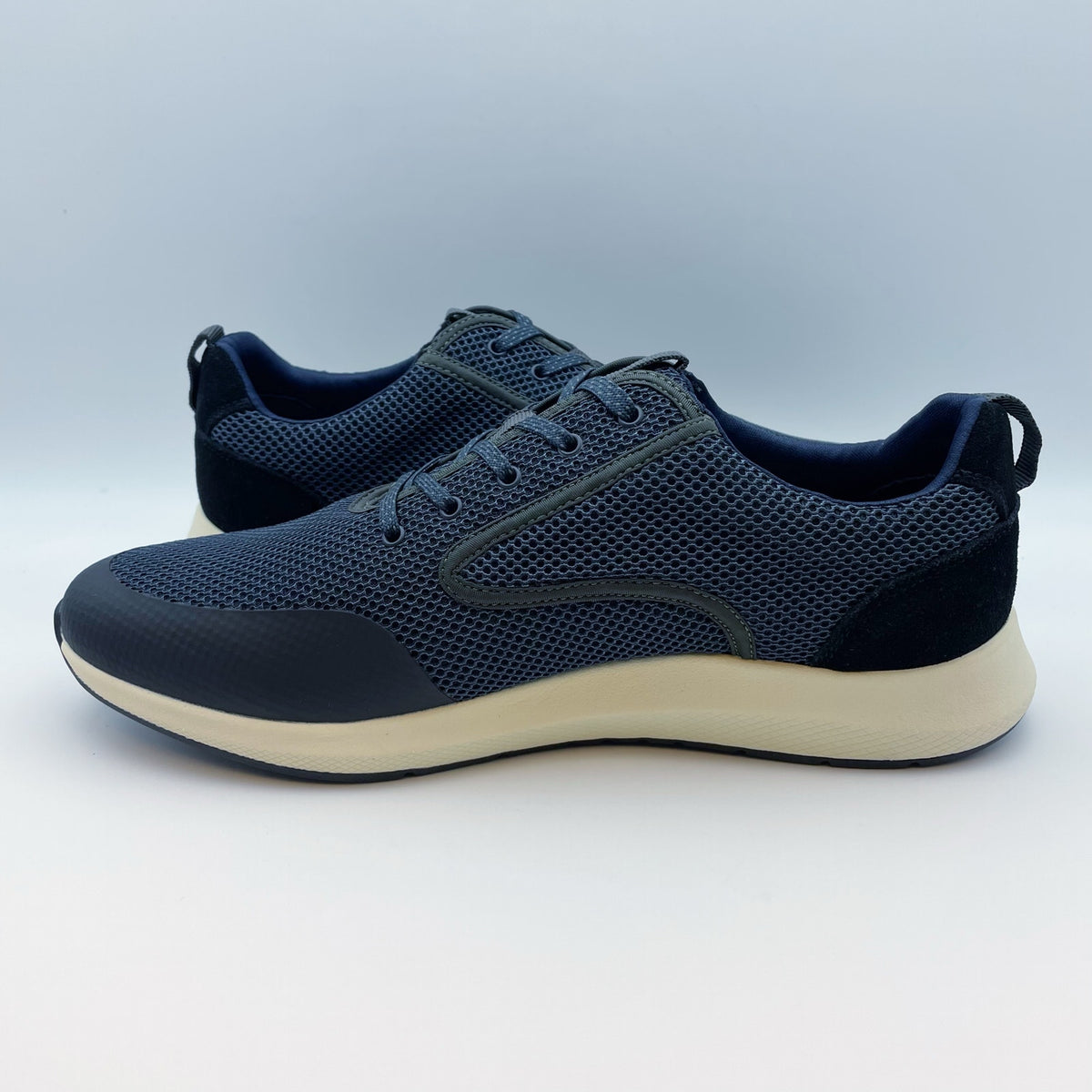 Vince Camuto Mens Emmitt Mesh Sneaker Size 9.5 M Blue Lace-Up Closure NIB