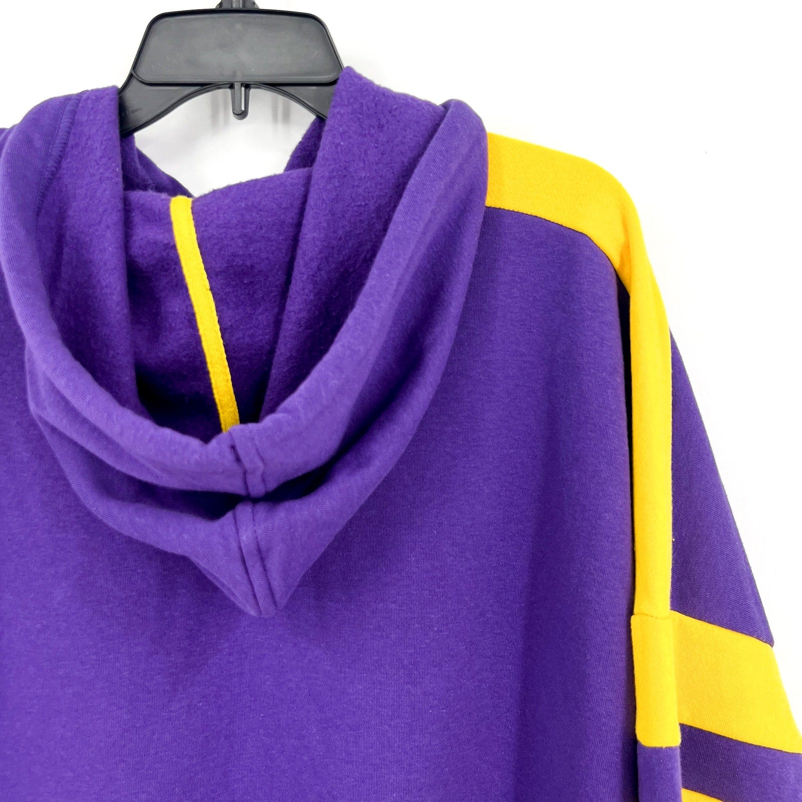 COLOSSEUM Womens LSU Tigers Stripe Logo Cropped Hoodie XL Purple Sweatshirt NWOT