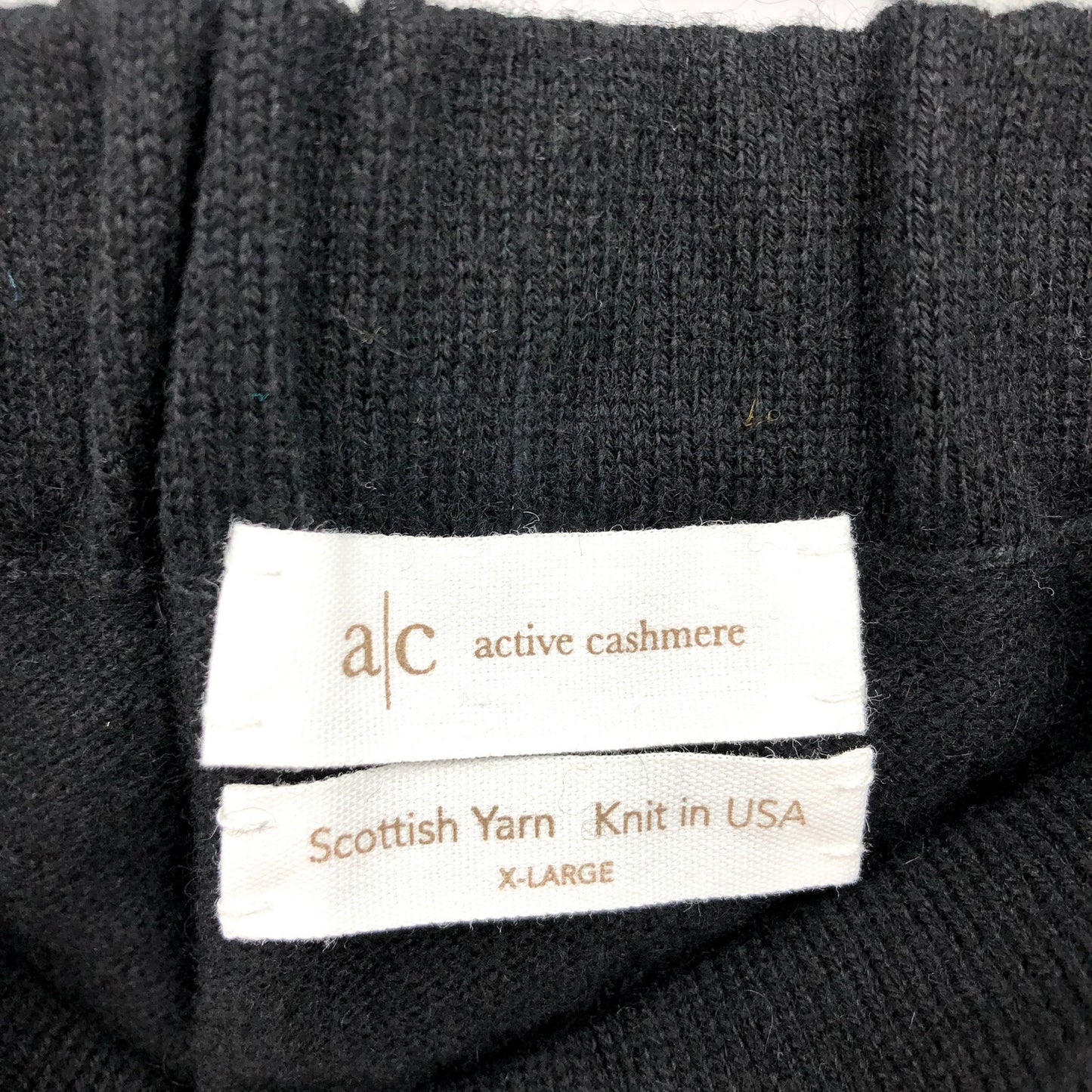 ACTIVE CASHMERE Men's Seamless Weight Fitted Cashmere Short XL Black NWT