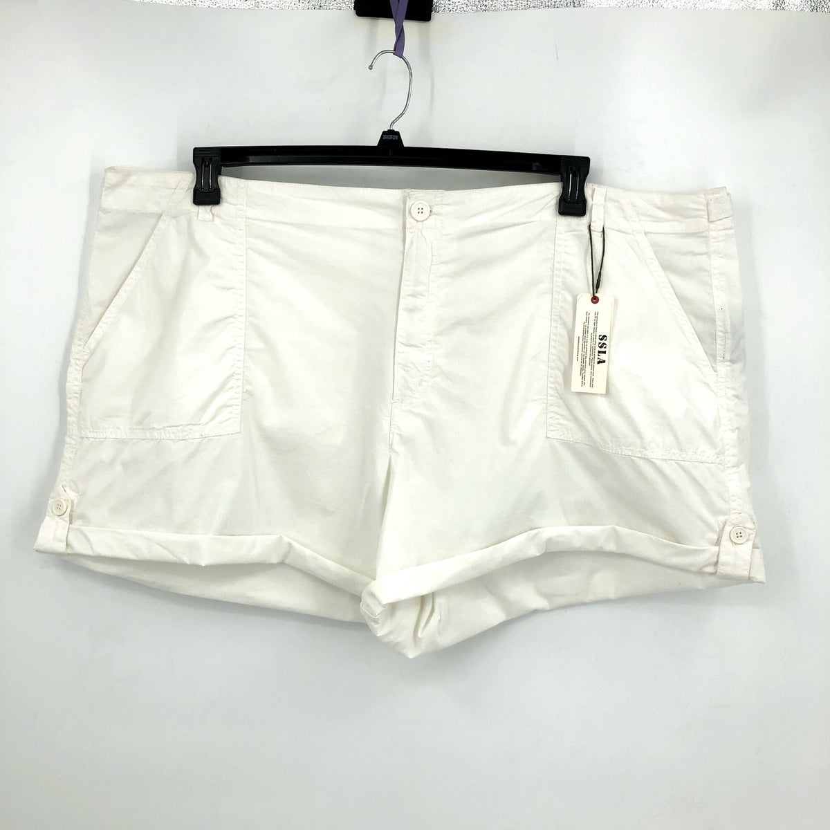 SANCTUARY Standard Cargo Shorts Womens 24W White Roll Cuff Patch Pocket NWT