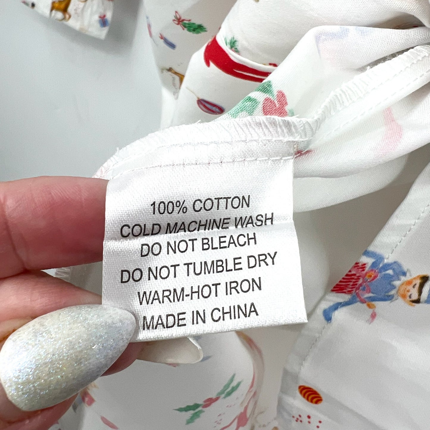 SANT AND ABEL X KATHY HILTON Christmas Magic Print Nightshirt XL White Multi NWT