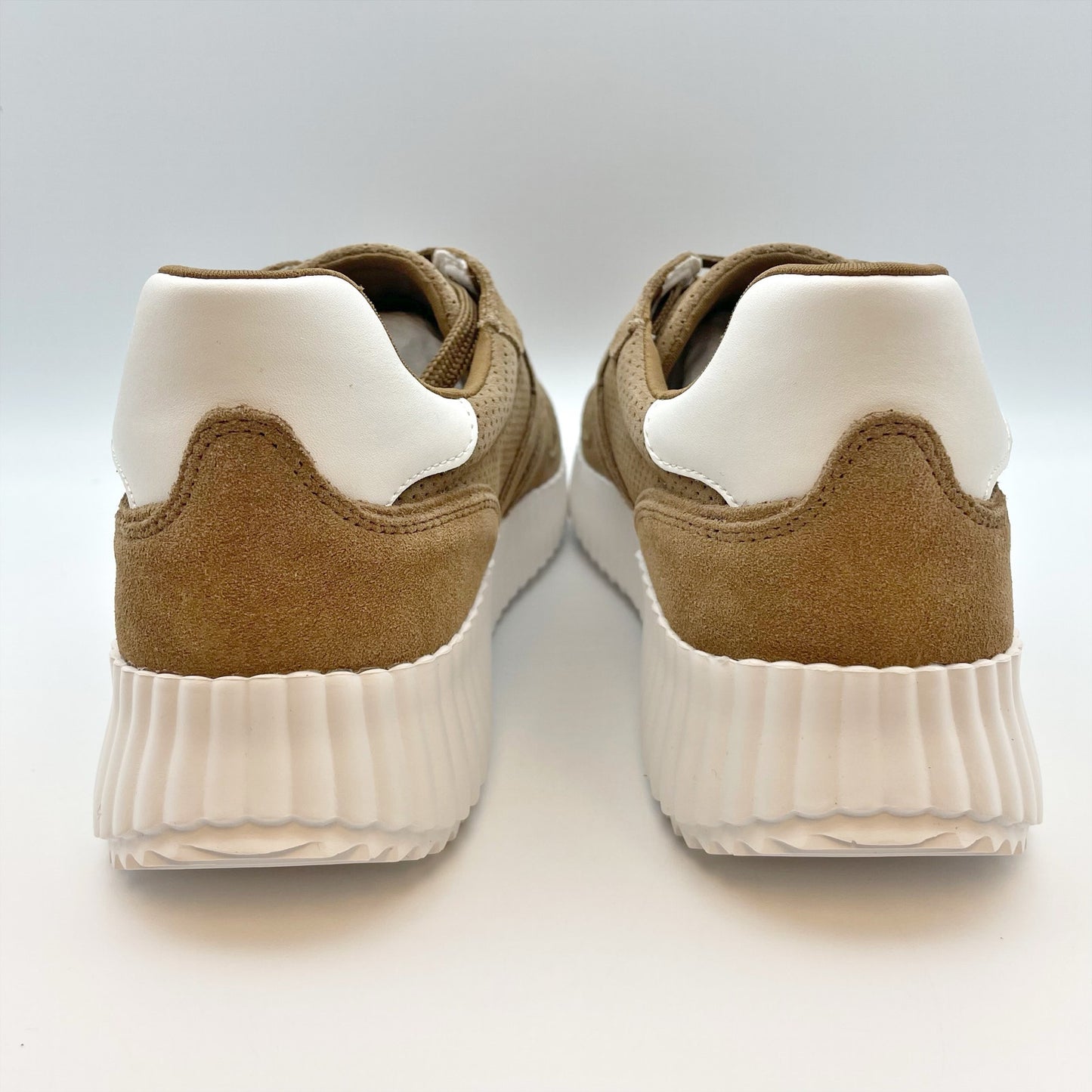 Steve Madden Women's Shereen Suede Sneaker Chestnut Brown Size 8