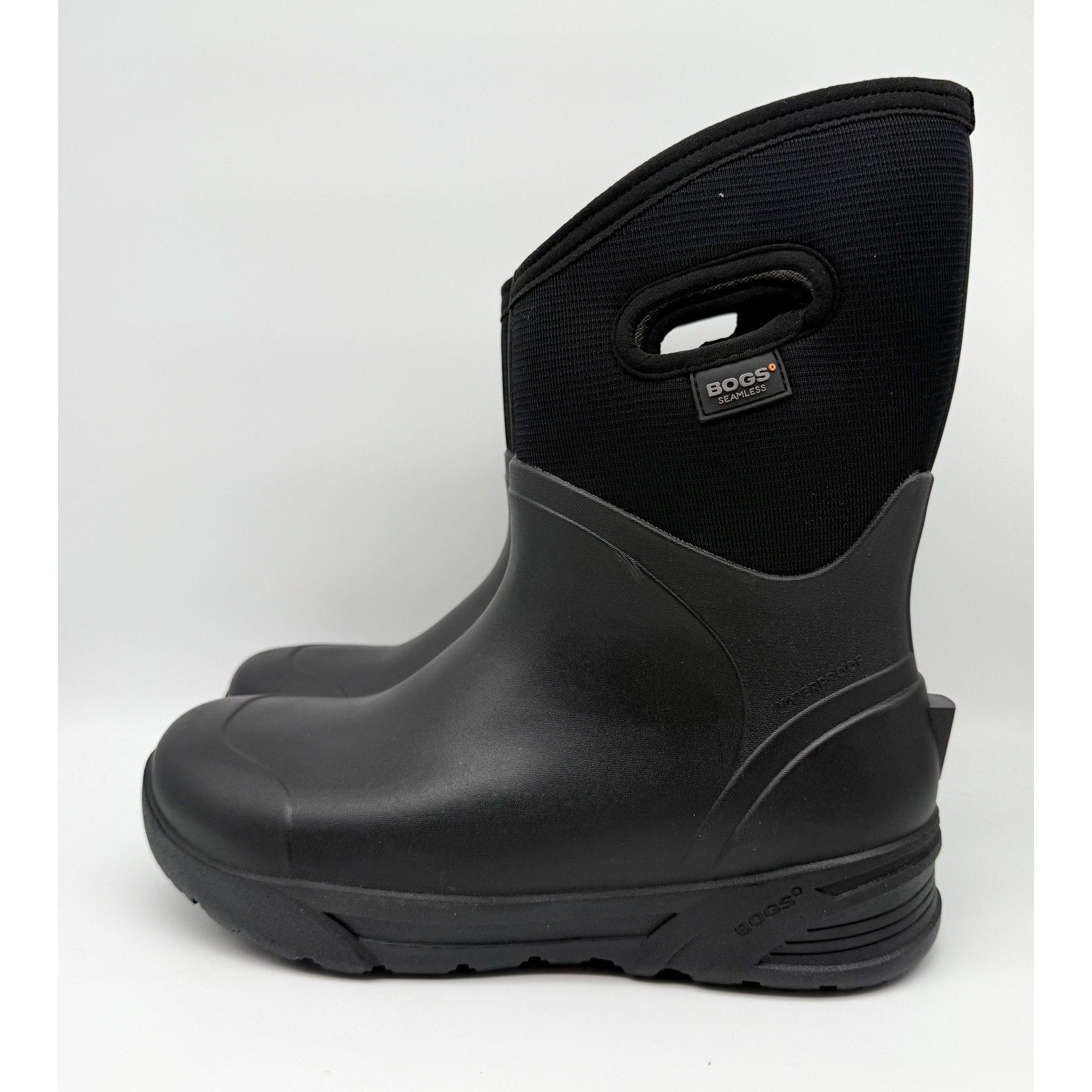 Bogs Mens Bozeman Mid Boots US 10 EU 43 Black Waterproof Pull On NIB