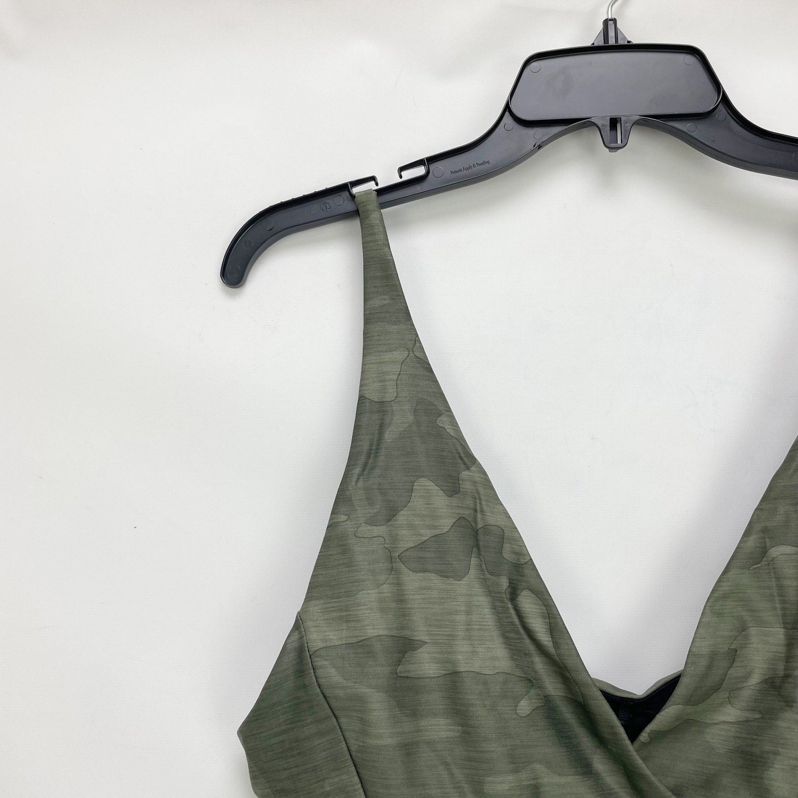 Prana Womens Layna Brami Yoga Bra Top Large Sage Green Camo Activewear NWT