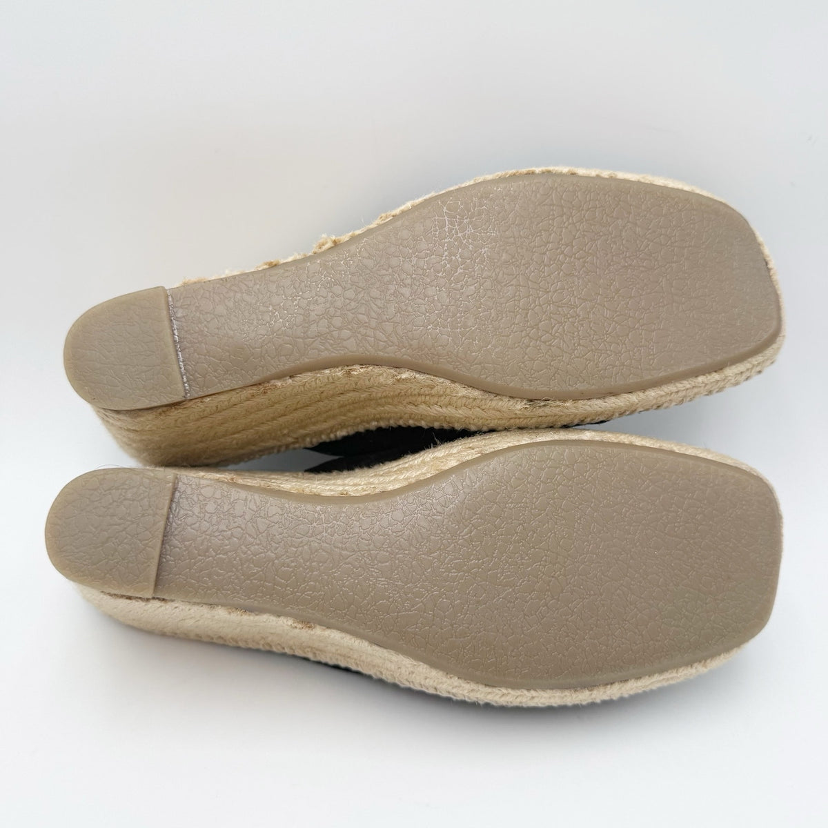 Softwalk Womens Hastings Wedge Sandals Size 7 WIDE Black Suede NIB