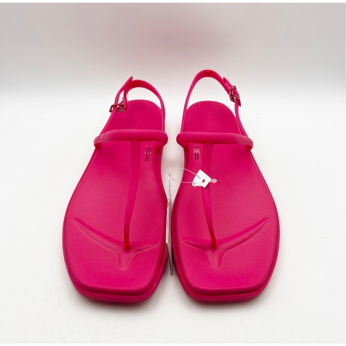 Crocs Women's Miami Thong Sandal Size 11 Dragon Fruit Pink Flip Flop NWT