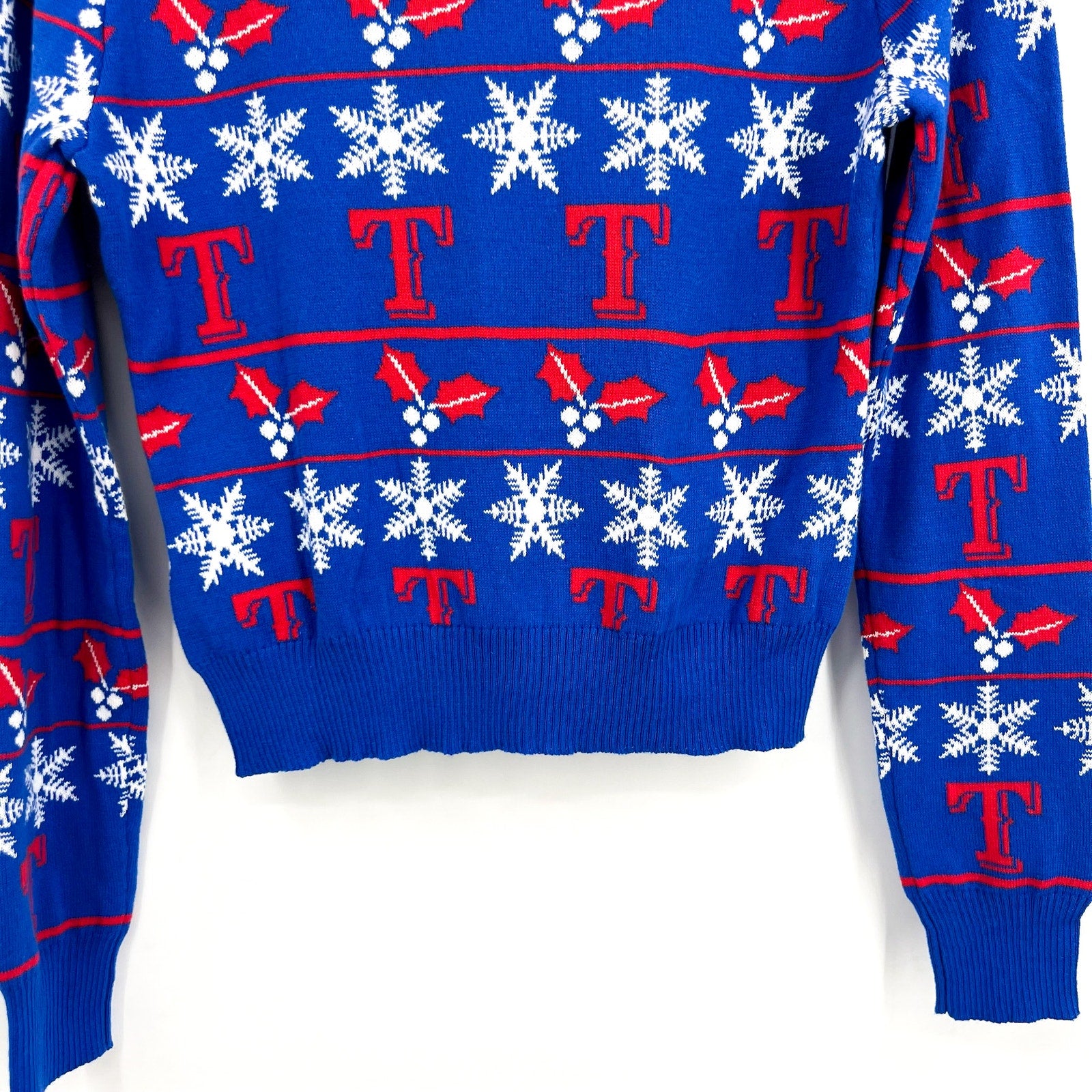 MLB GENUINE MERCHANDISE Texas Rangers T Snowflakes Sweater Small Royal Blue NWT