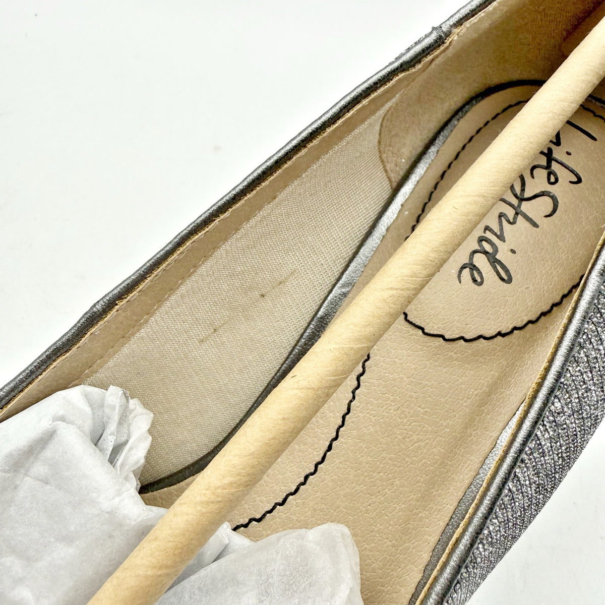LifeStride Womens Parigi Pumps Size 7.5 Silver Metallic Heels NIB