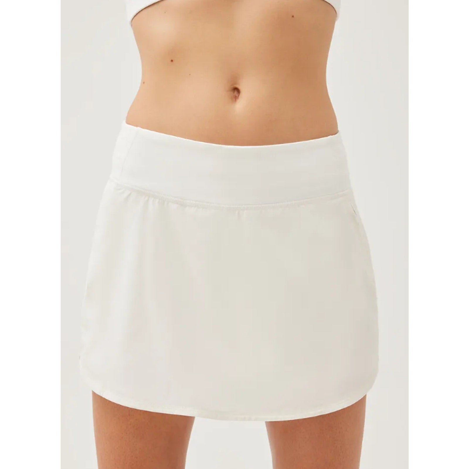 OUTDOOR VOICES Women's Hudson 4" Skort Size XXL White Lightweight NWT