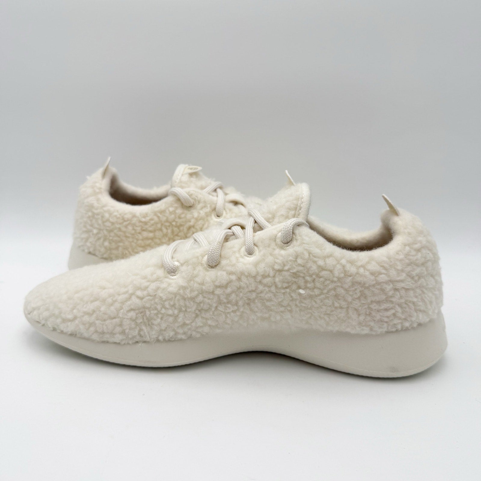 AllBirds Womens Runner Fluff Sneakers US 9 EU 39 White Merino Wool Comfort NIB