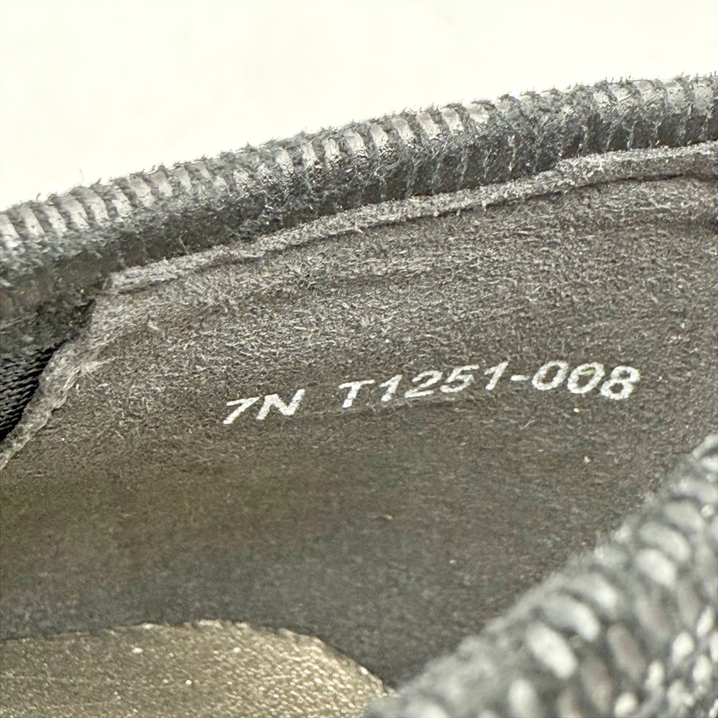 Trotters Womens Sizzle Flats US 7 Narrow EU 37.5 Black Leather Slip On NWOB