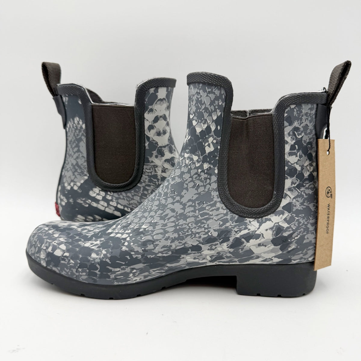 Chooka Womens Eastlake Chelsea Rain Ankle Boot Size 6 Grey Snake Waterproof NWT