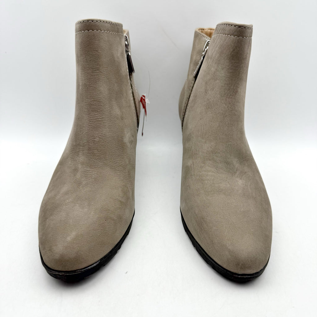 Blondo Womens Valli 2.0 Ankle Booties SIZE 8 M Taupe Grey Nubuck Leather NIB
