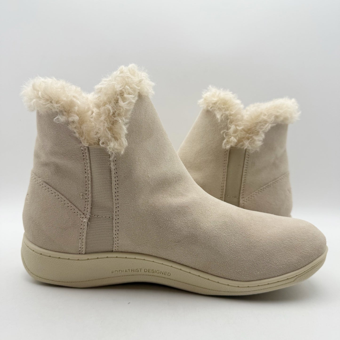 Vionic Womens Unwind Booties US 9 M EU 40 Cream Oatmeal Suede NIB