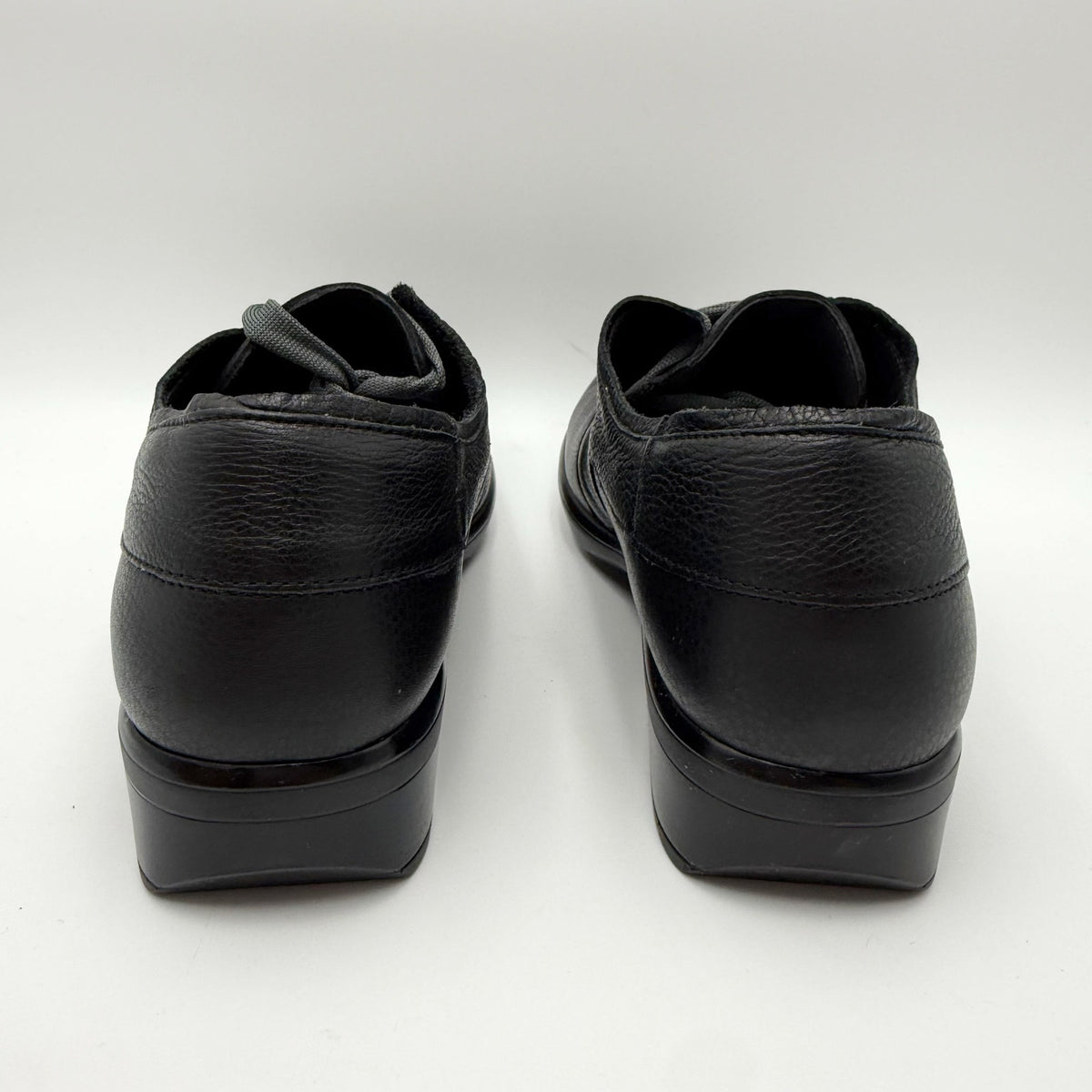 Naot Womens Blizzard Oxford Shoes Size 9 EU 40 Black Leather NWOB