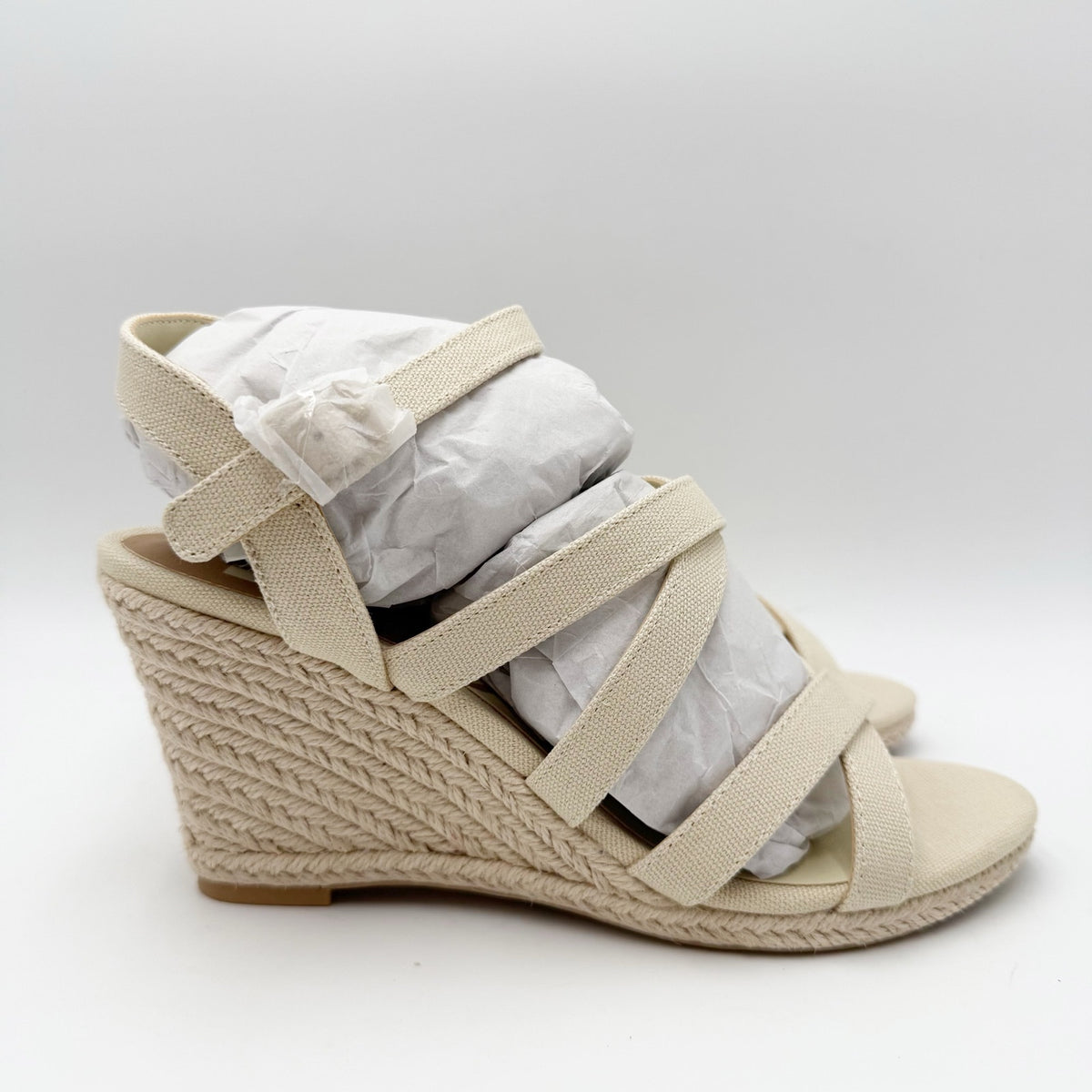 DOLCE Vita Womens DV8 Plume Wedge Sandals Size 7.5 Cream Beige Canvas NWOB