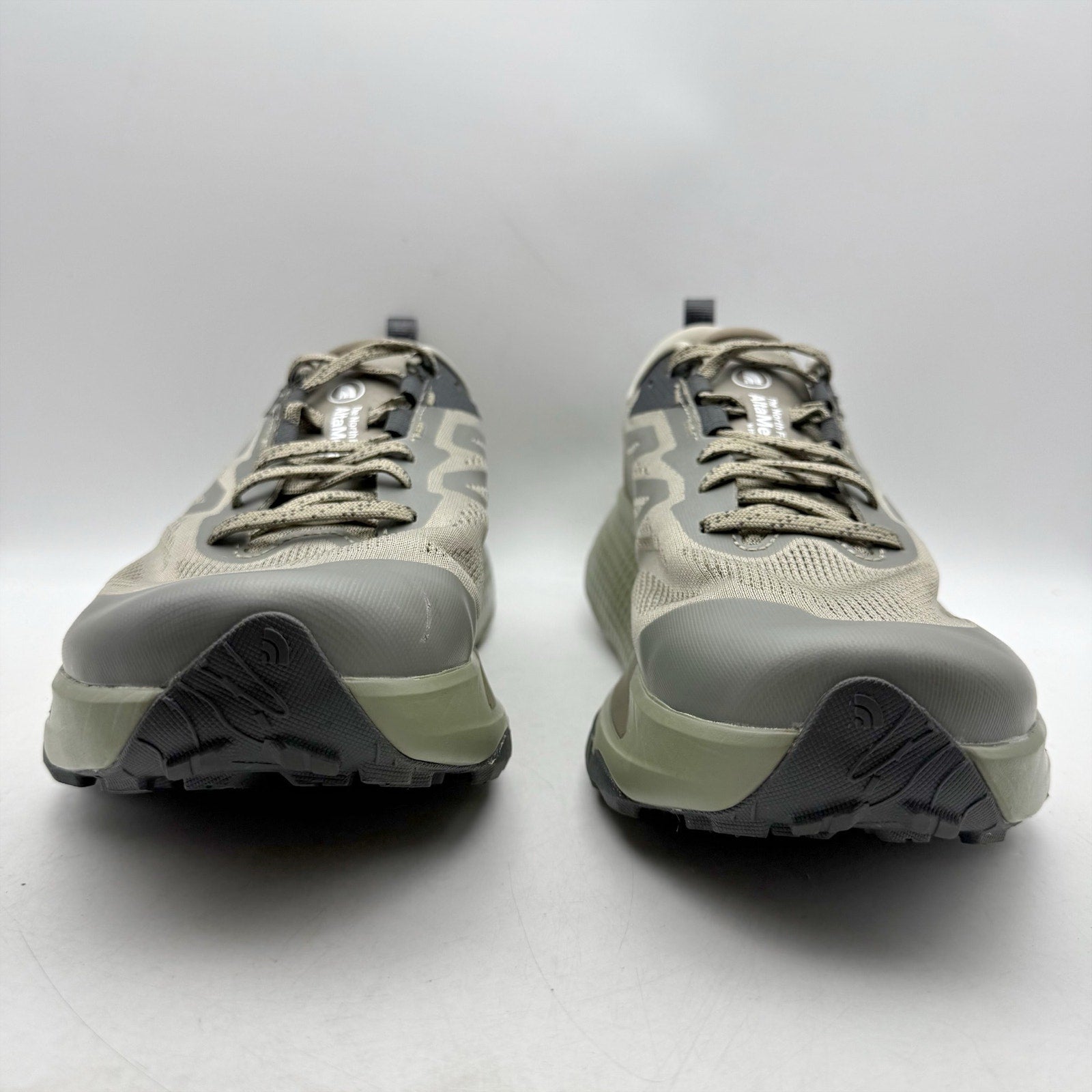 The North Face Men Altamesa 500 Trail Running Sneaker US 11.5 Grey Athletic NWOB