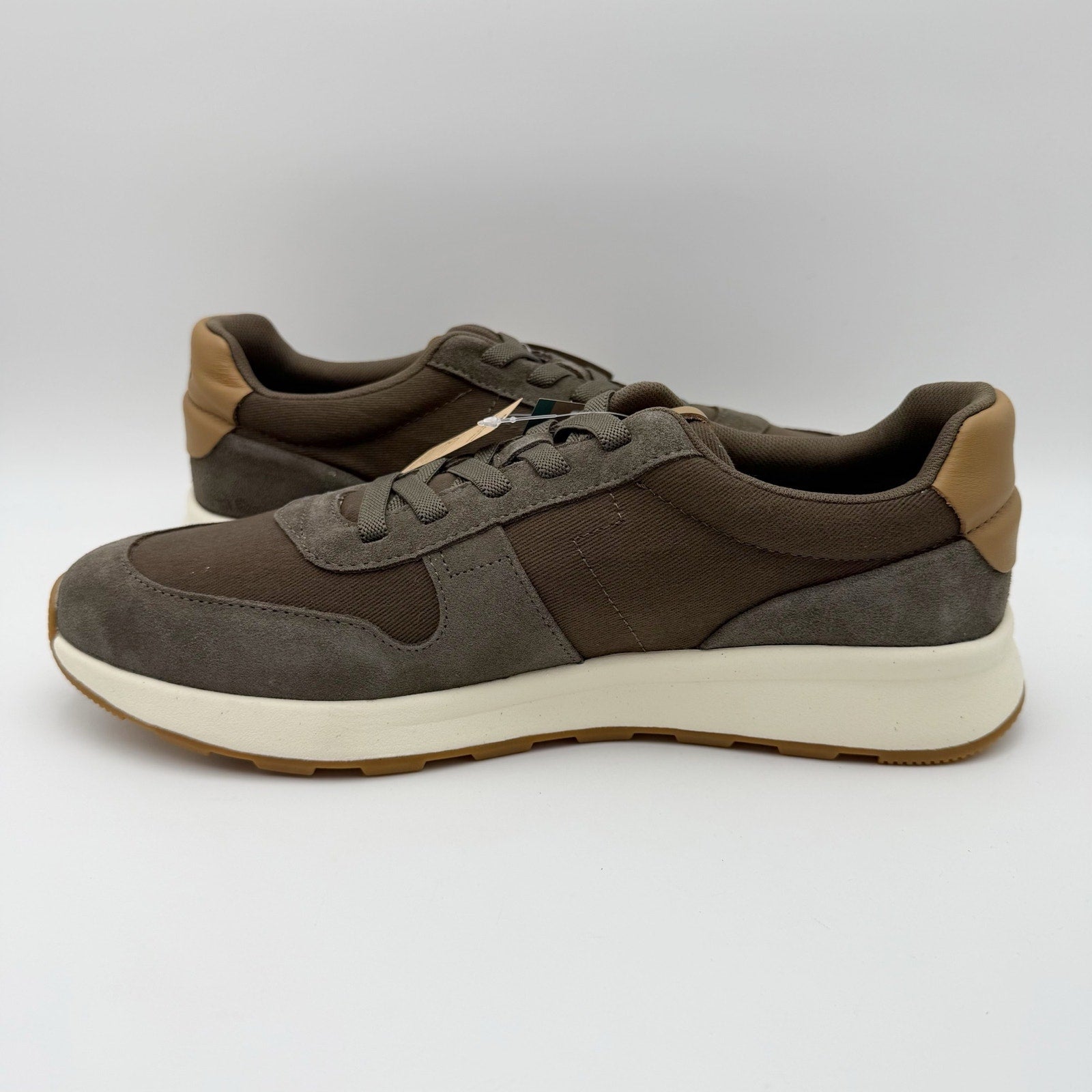 Toms Mens Travel Lite Retro Casual Sneakers Size 11 EU 44 Olive Brown Suede NIB